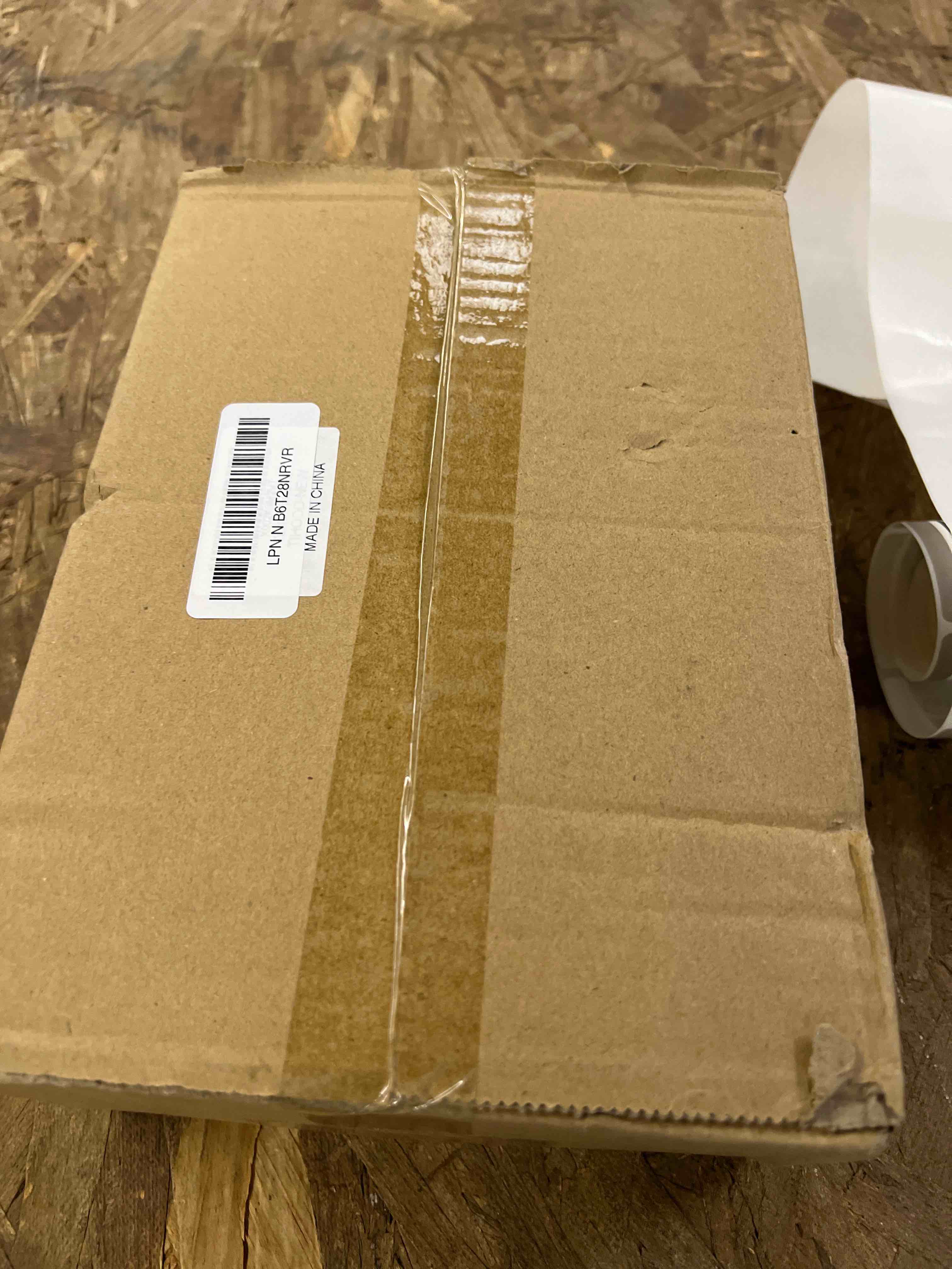 https://s3.amazonaws.com/lotting-images-prod/RustDustWanderlust/GRA4012953_1776277820461.jpeg