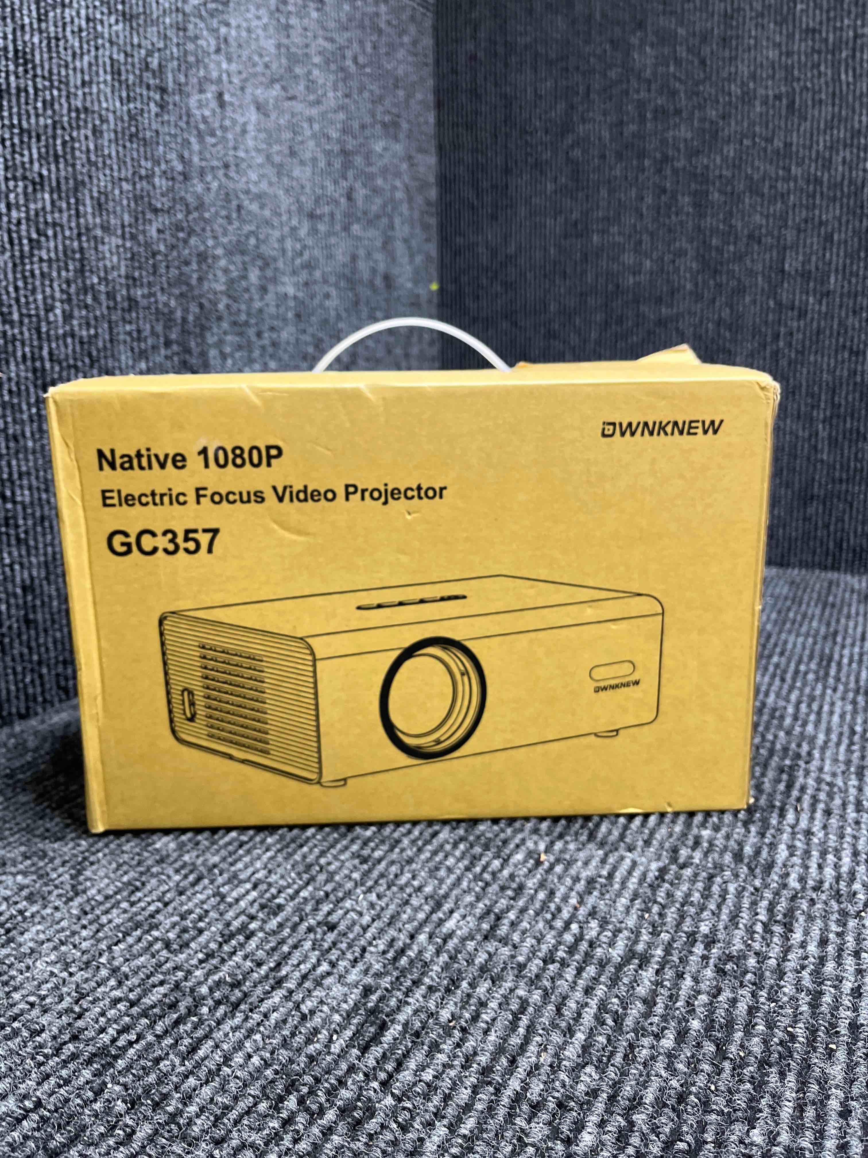 Condition photo showing Good Condition for [electric focus] 4k support projector with wifi6 and bluetooth 5.3, outdoor projectors for outside video use, ownknew gaming movie proyector, auto keystone correction