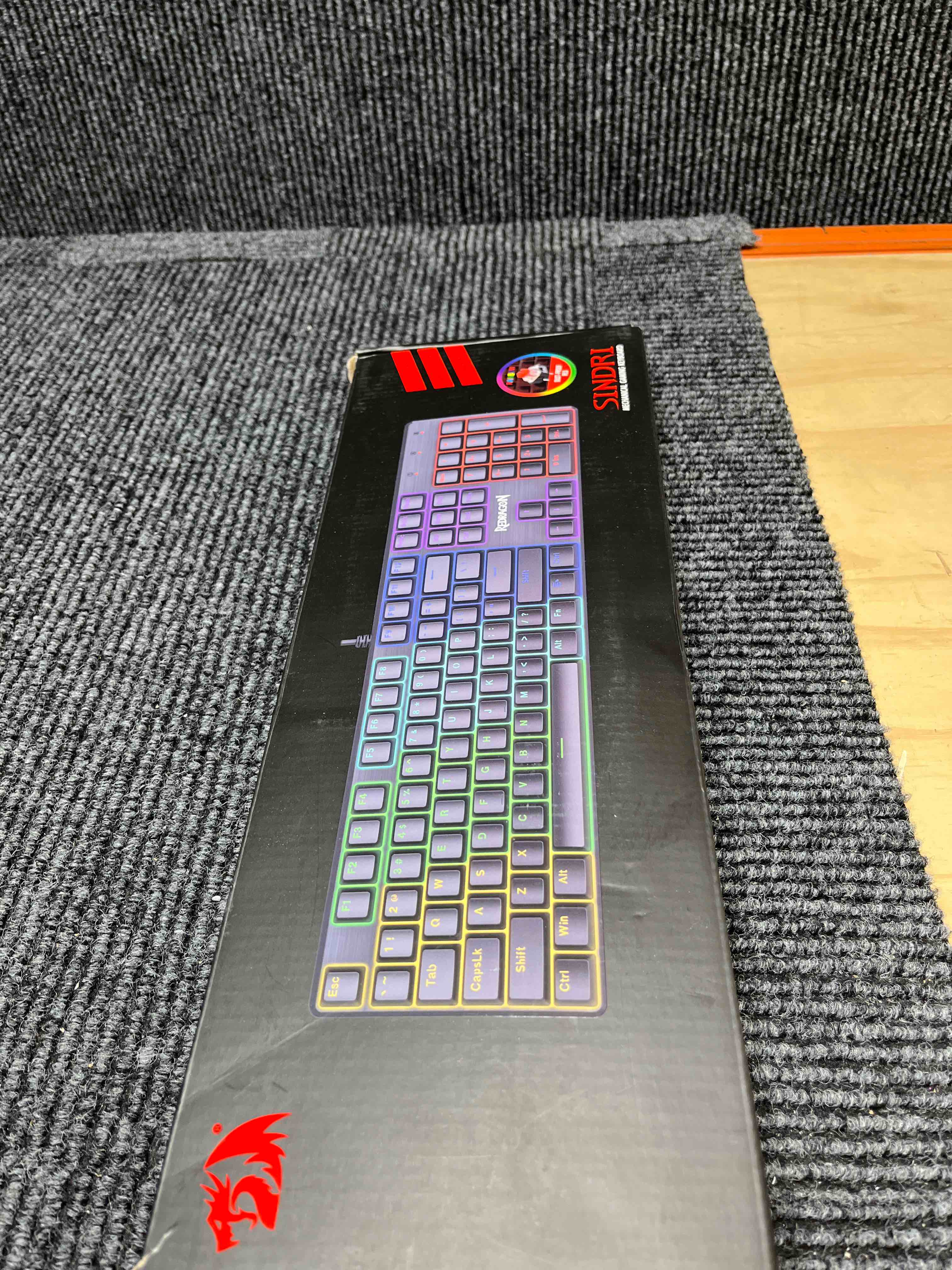redragon mechanical gaming keyboard wired, 11 programmable backlit modes, hot-swappable red switch, anti-ghosting, double-shot pbt keycaps, light up keyboard for pc mac
