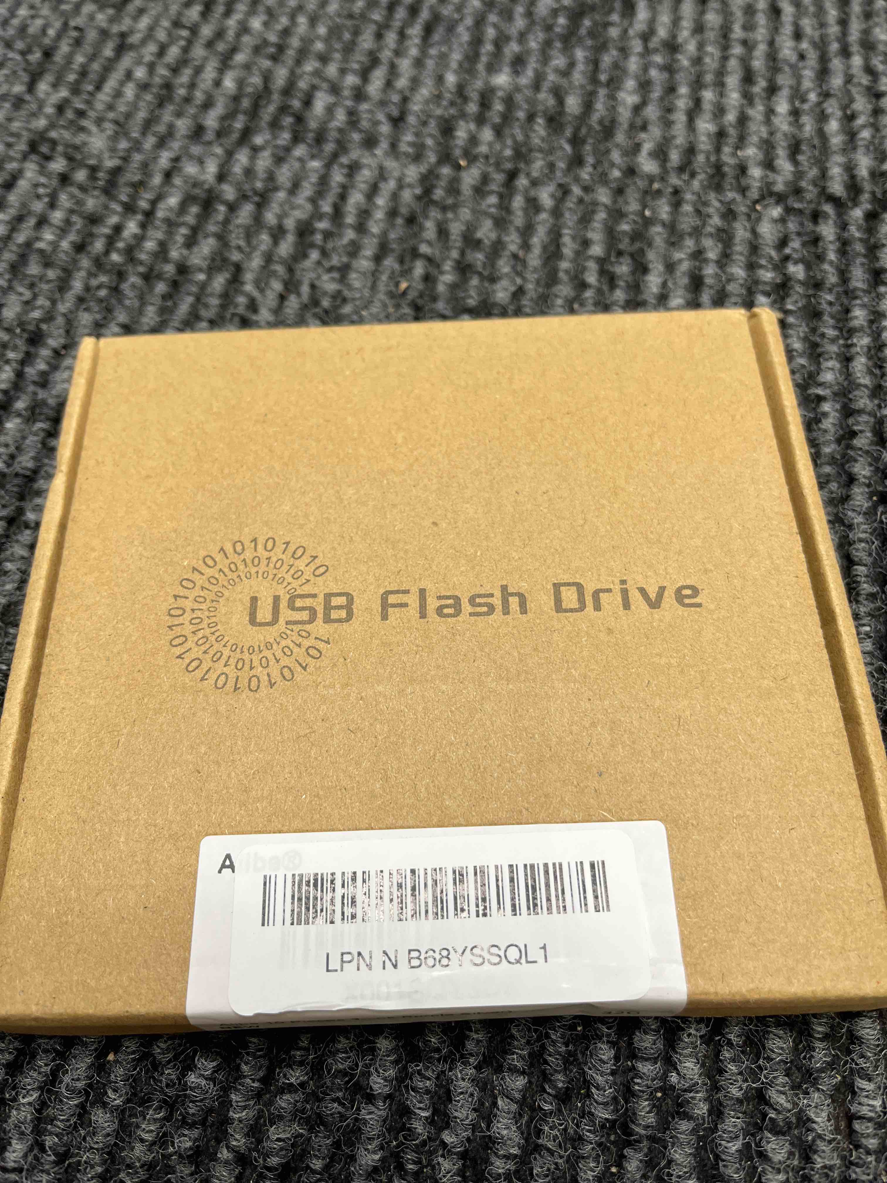 Condition photo showing Good Condition for aiibe 10 pieces 32gb usb flash drive 10 pack usb 2.0 memory stick thumbdrives (mix colors : black blue red green orange white yellow pink purple silver) 32gb-2.0 10 mixed colors