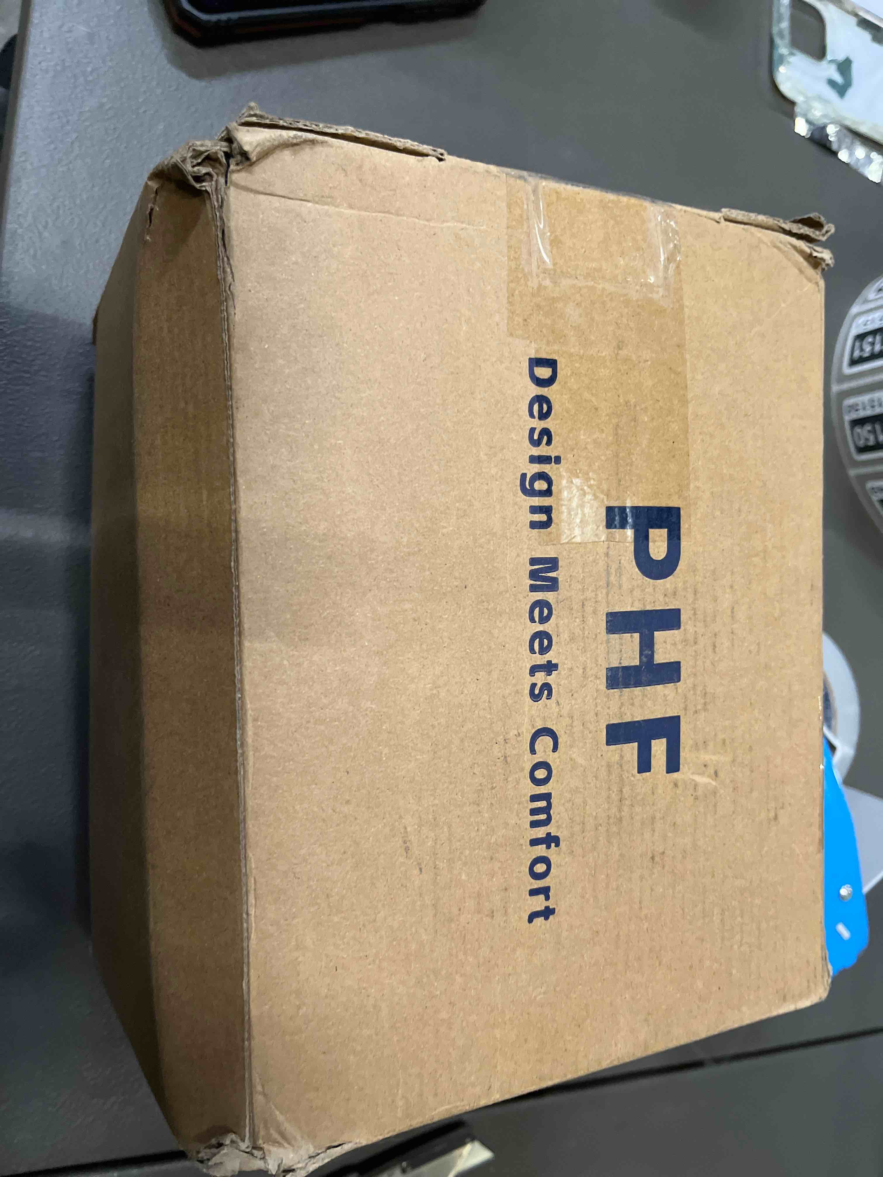 Condition photo showing Good Condition for PHF Ultra Soft Fleece Blanket Twin Size, No Shed No Pilling Luxury Plush Cozy 300GSM Lightweight Twin XL Blanket for Bed, Couch, Chair, Sofa Suitable for All Season, 76" x 90", Navy Blue Twin xl(76" x 90") Navy Blue