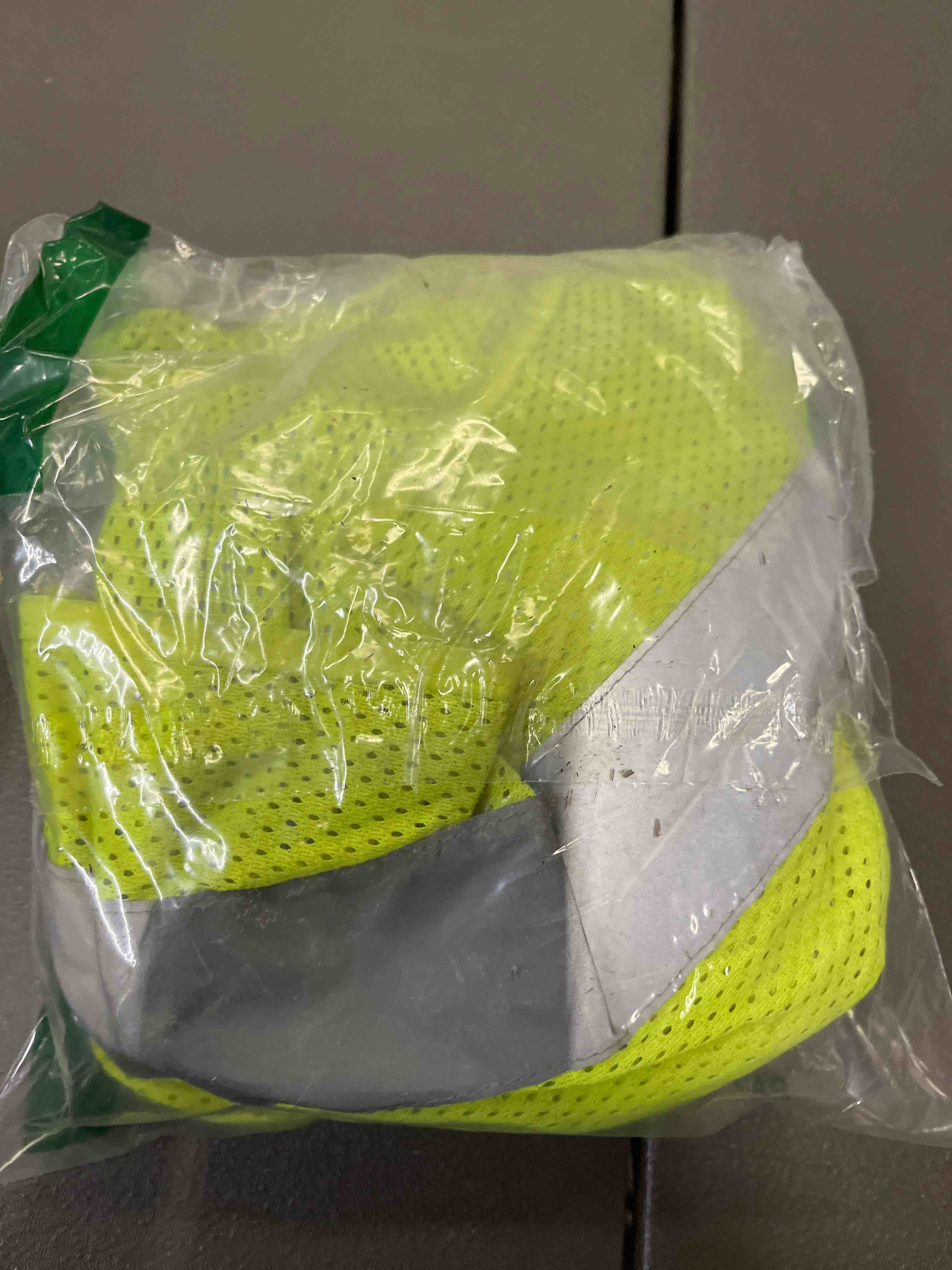 Condition photo showing Good Condition for JKSafety 9 Pockets Class 2 High Visibility Zipper Front Safety Vest With Reflective Strips,Meets ANSI/ISEA Standard (XX-Large, Yellow) XX-Large Yellow