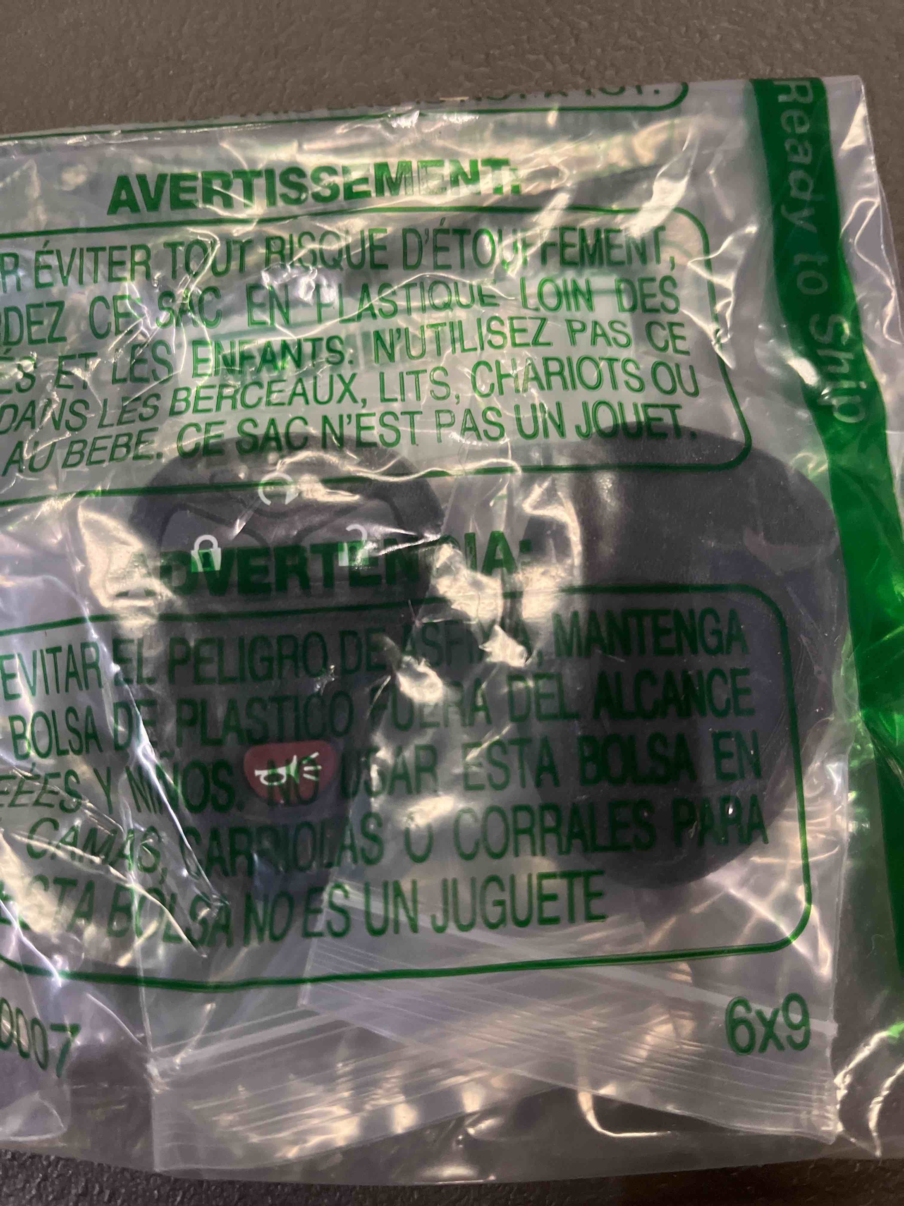 Condition photo showing Good Condition for Keyless Entry Remote Control Key Fob Replacement Fits Chevy Silverado Avalanche Equinox Express Traverse GMC Yukon Sierra 1500 2500 3500 HD Acadia 2007 2008 2009 2010 2011 2012 2013 OUC60270