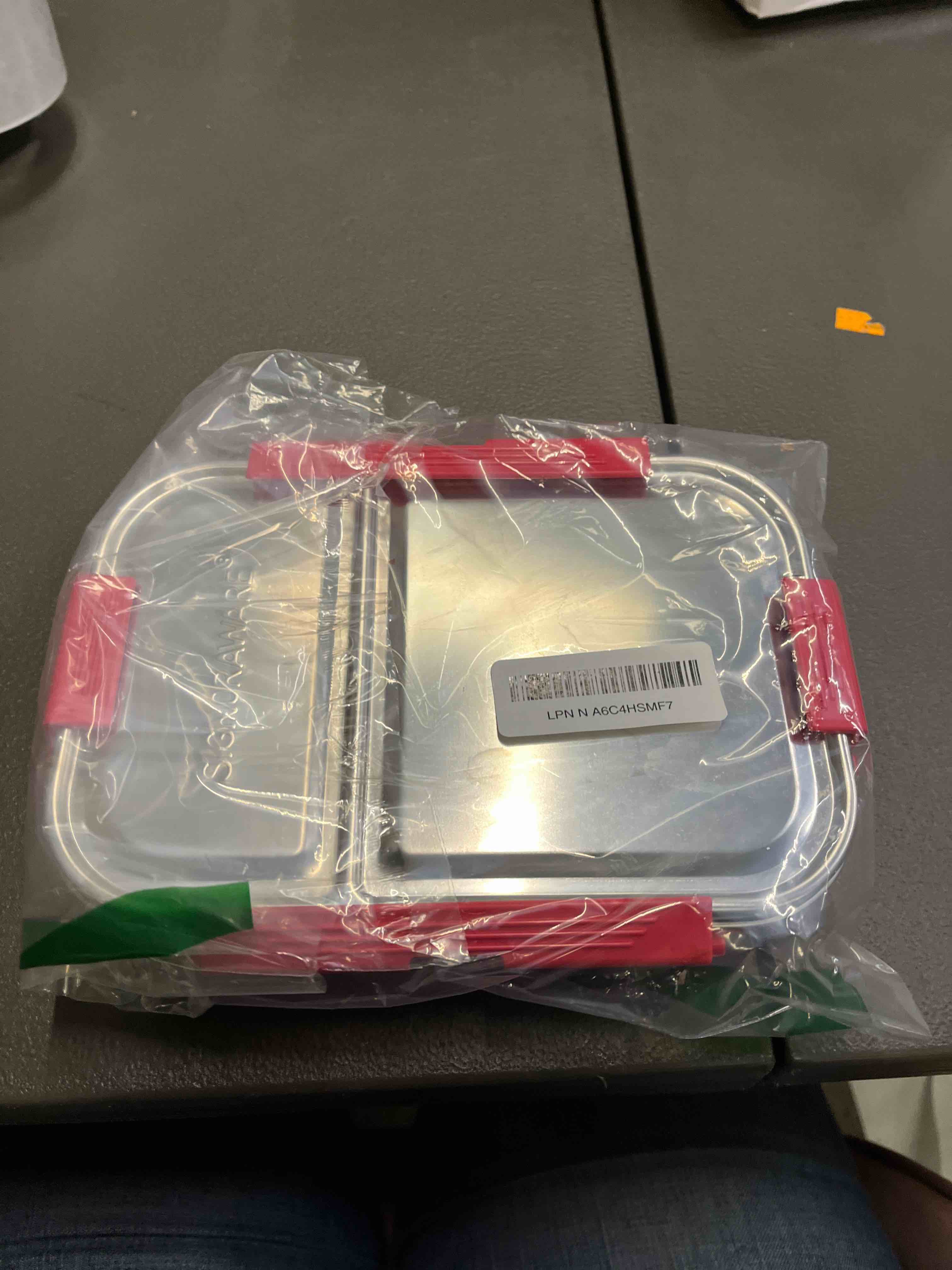 Condition photo showing Good Condition for Signoraware Stainless Steel Bento Box, Red, For Men, Unisex, Meal Holder, 34 Oz, Leakproof, Portion Control, Easy Carry, BPA Free, Rust Resistant