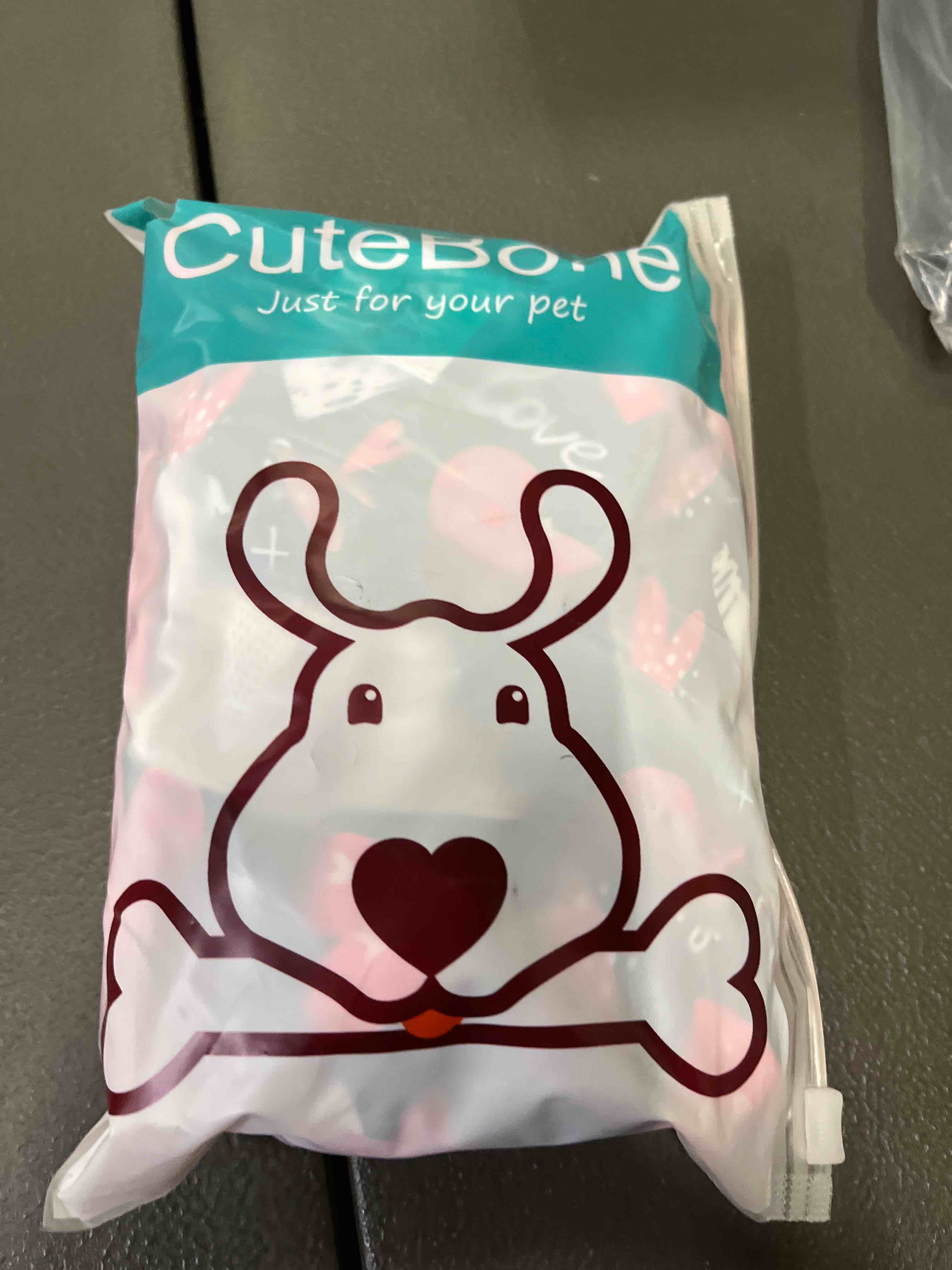Condition photo showing Good Condition for CuteBone Dog Diapers Female Washable Small Medium Large 3 Pack Reusable Doggie Diapers Puppy Period Pants for Doggy Heat Cycle Peeing D70S Hearts 3pcs S