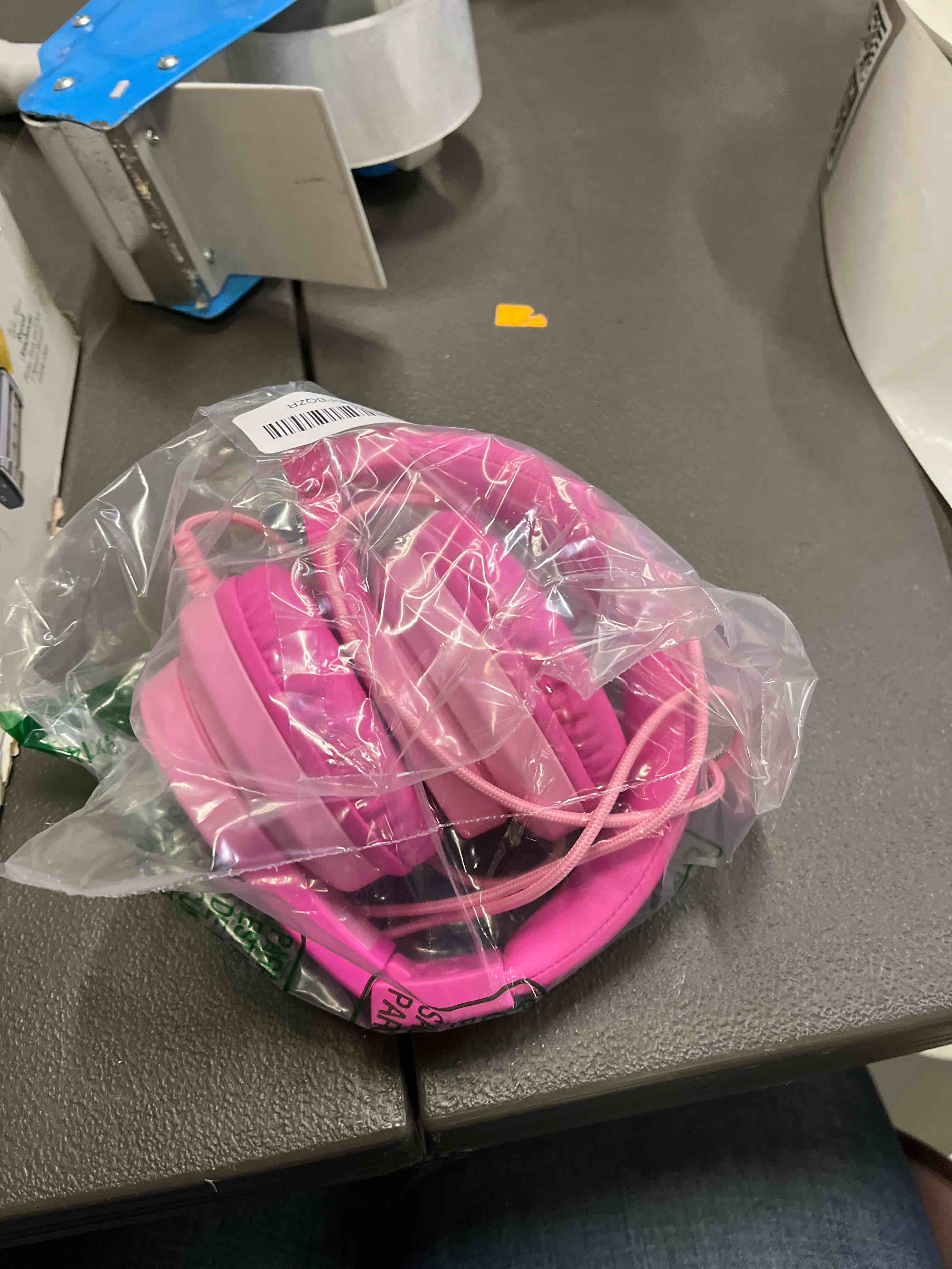 Condition photo showing Good Condition for Kids Headphones for School,Wired USB Type C Headphones for Kids, Adjustable Headband, HD Stereo Sound, Foldable Kid Over-Ear Headphone for Boys, Girls, iPad, PC, Tablets,Gradient Deep Pink