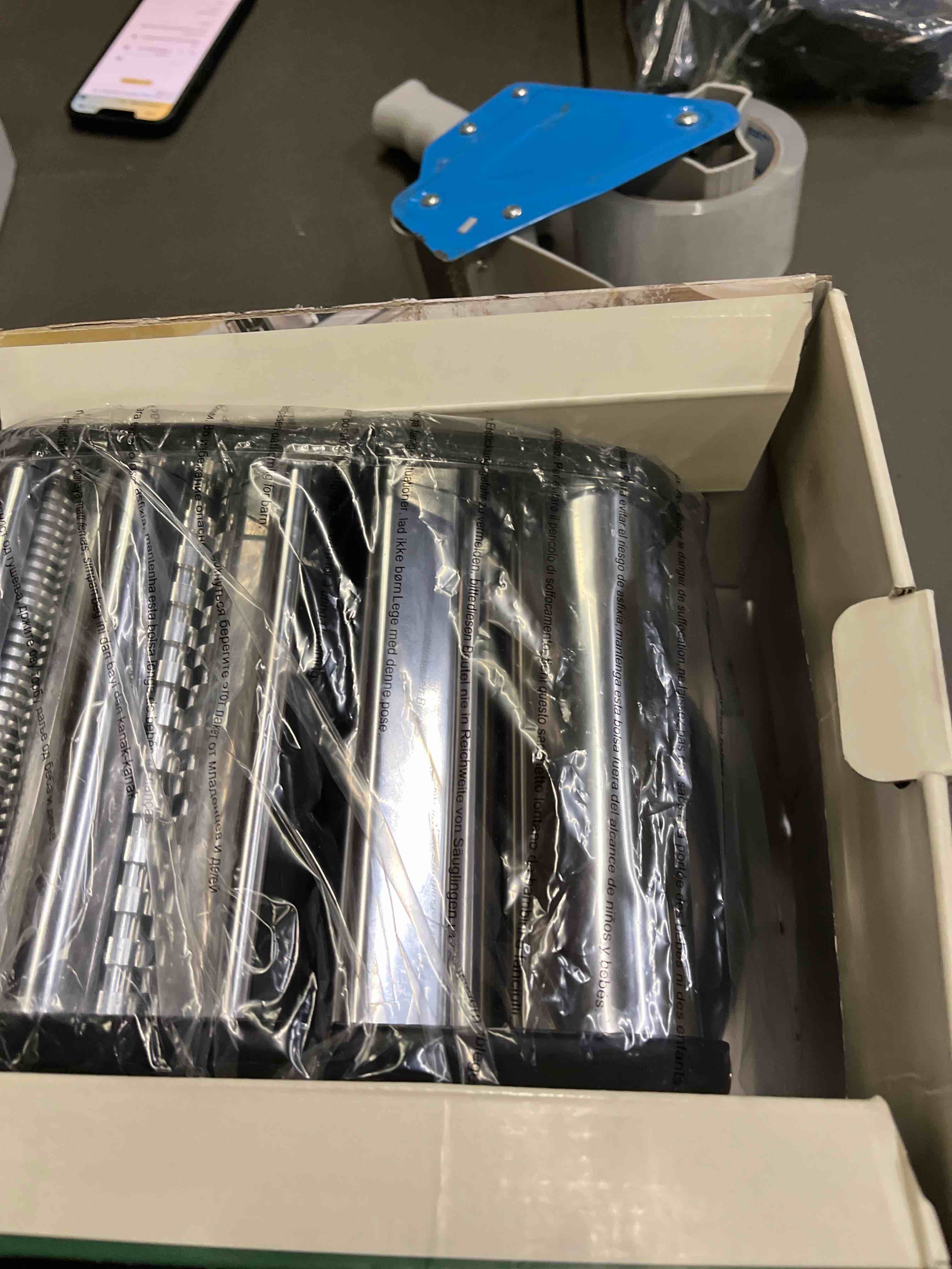 Condition photo showing Good Condition for Fante’s Supreme Pasta Maker, Compact Manual Noodle Press Machine with Non-Slip Suction Base for Fresh Homemade Pasta, Ravioli, Since 1906 Supreme 150 Pasta Black