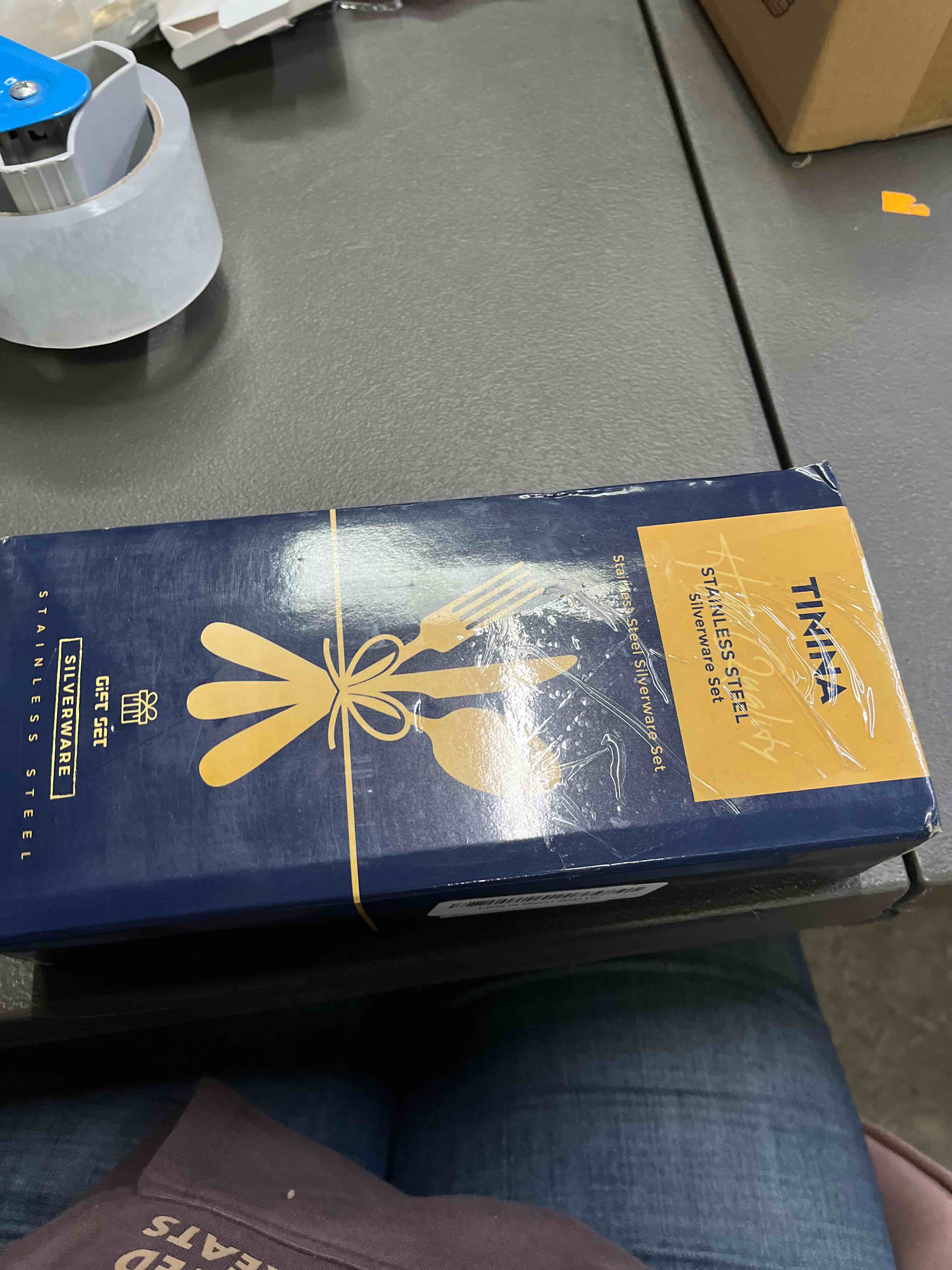 Condition photo showing Good Condition for 60-Pcs Gold Silverware Set - Stainless Steel Flatware Cutlery Set Service for 20, Mirror Polished Gold Flatware Set Include Forks Spoons Knives for Home, Wedding, Restaurant, Dishwasher Safe 60-Piece