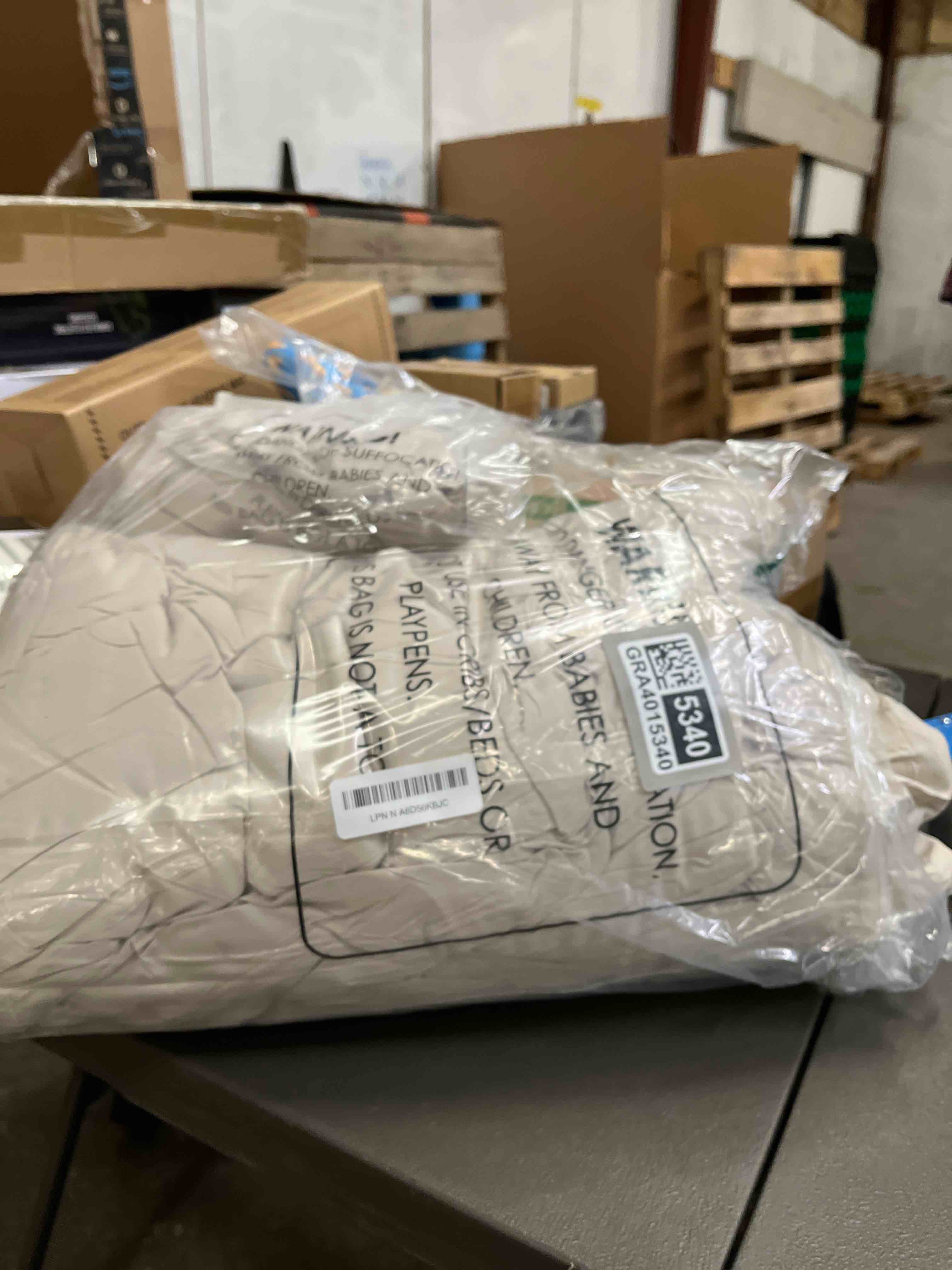 Condition photo showing Good Condition for Anluoer Twin Comforter Set,Beige Bed in a Bag 5 Piece,Lightweight Bedding Set with Soft Down Alterna