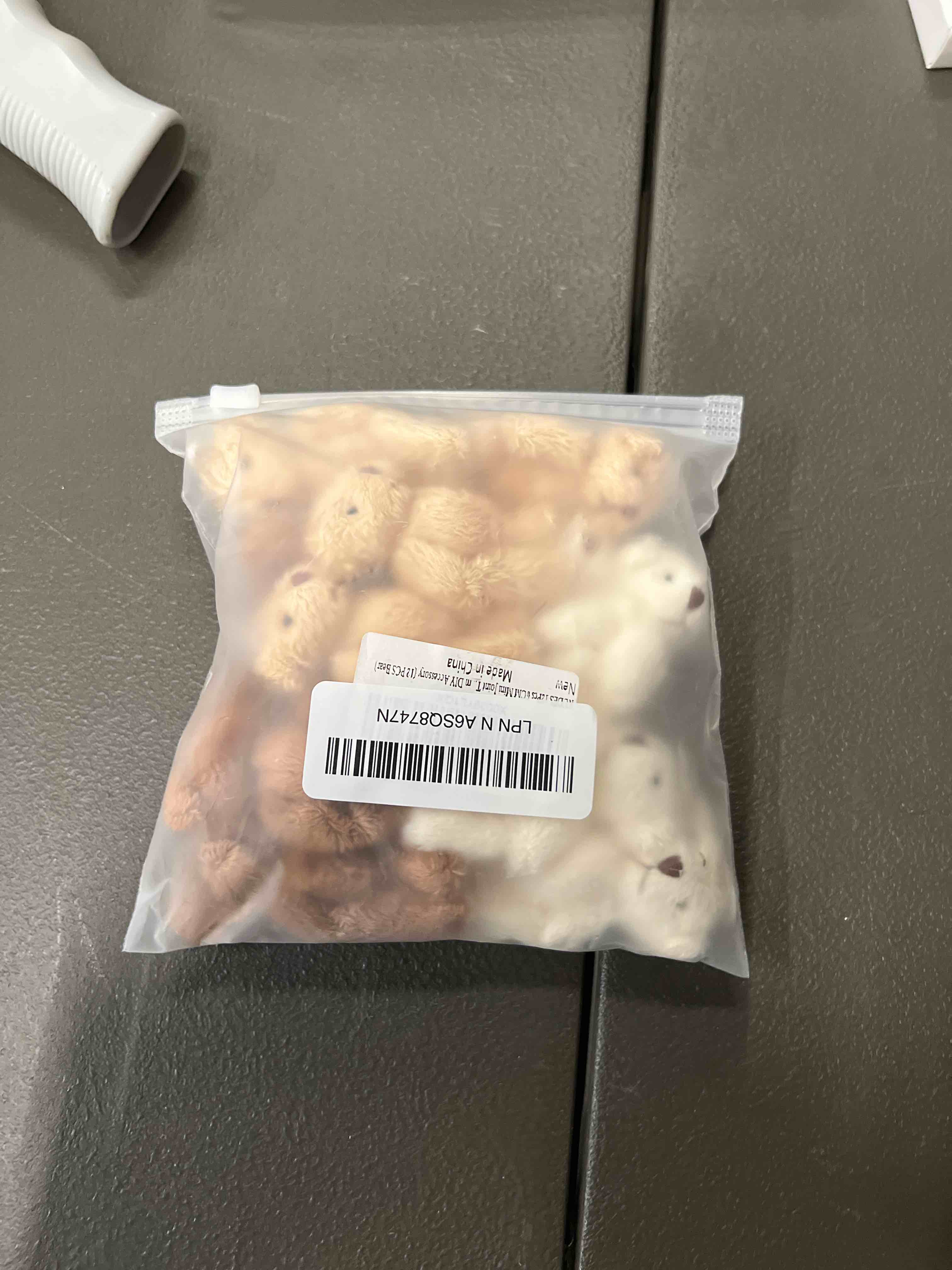 Condition photo showing Good Condition for KUDES 12Pcs 6CM Mini Joint Teddy Bear Stuffed Animal Plush Toys Wedding Gift Box Doll Toy for Birthday Cake Wedding Decorations Party Favors Supplies Bag Charm DIY Accessory