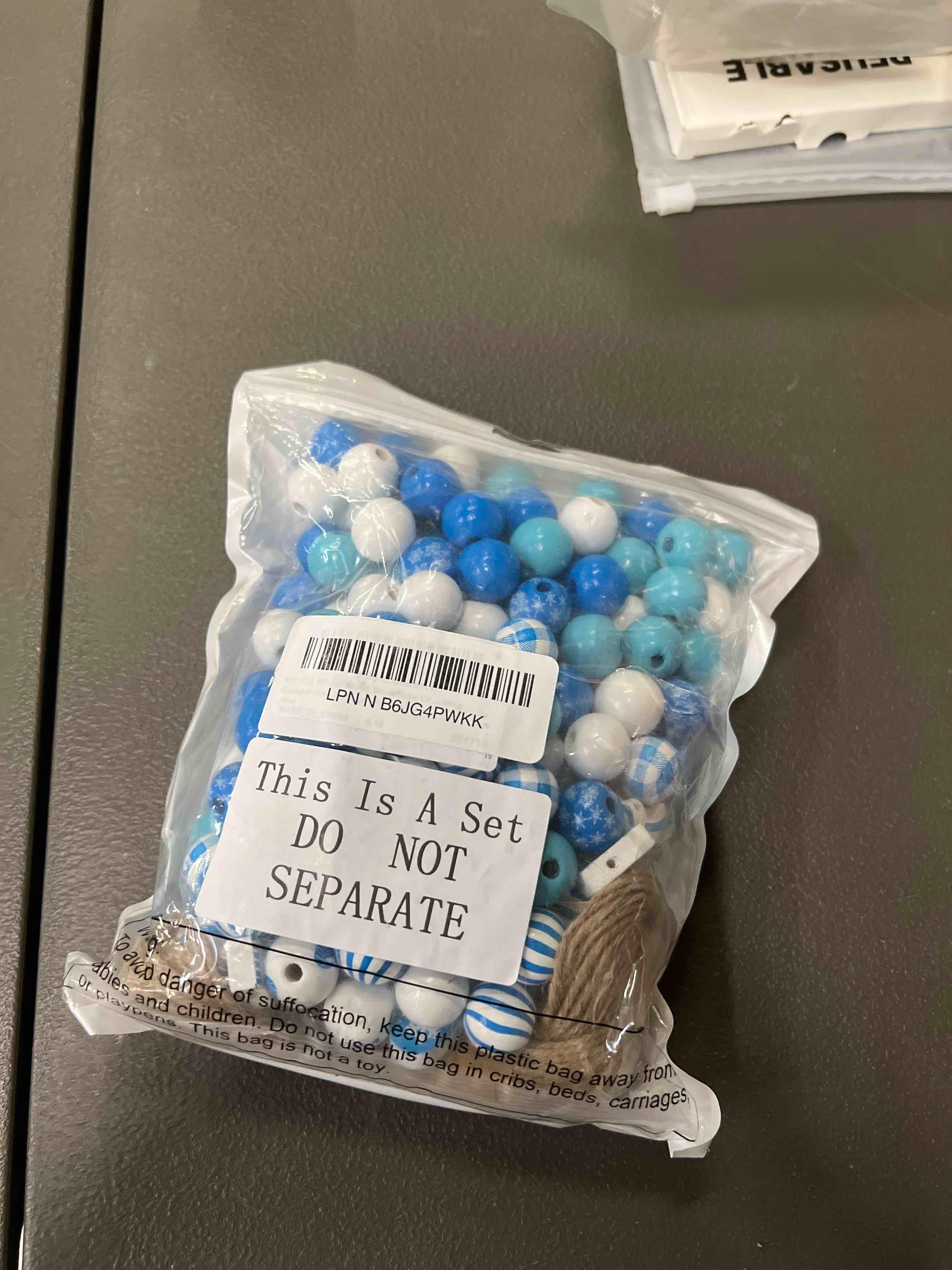 Condition photo showing Good Condition for 190 Pcs Winter Wood Snowflake Craft Beads 16mm Multi Colored Natural Colorful Round Loose Spacer Beads for Necklace Earring Bracelet Jewelry Making Garland Home Decor (Snowman)
