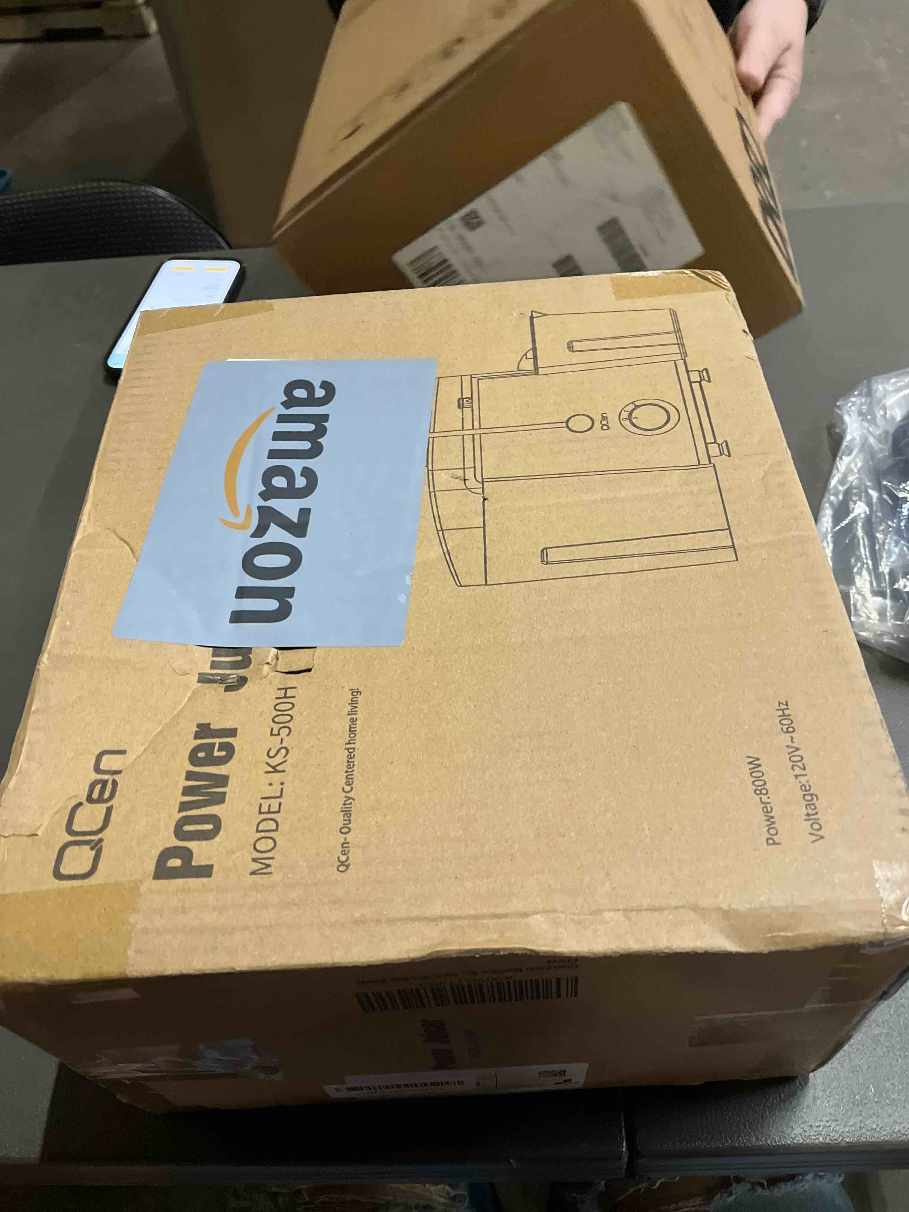 Condition photo showing Good Condition for Qcen Juicer Machine, 800W Centrifugal Juicer Extractor with Wide Mouth 3” Feed Chute for Fruit Vegetable, Easy to Clean, Stainless Steel, BPA-free (Black) 800W Black