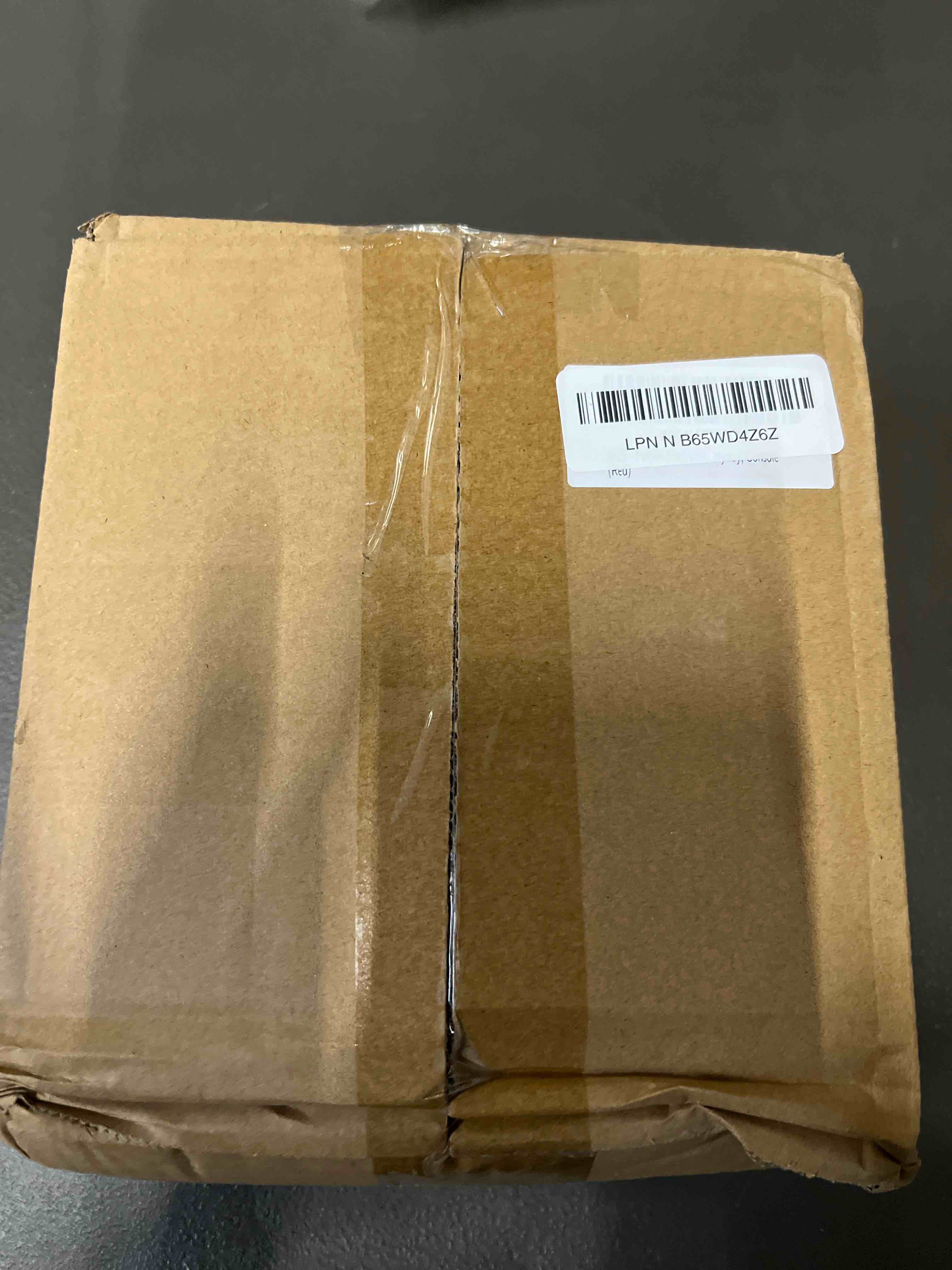 Condition photo showing Good Condition for Female Boot Vase, Nordic Modern Ceramic Flower Vase for Home Decor, Table Centerpiece, Olive Plant, Wedding, Living Room, Bookshelf, Office, Modern Home, Entryway, Console (Red)