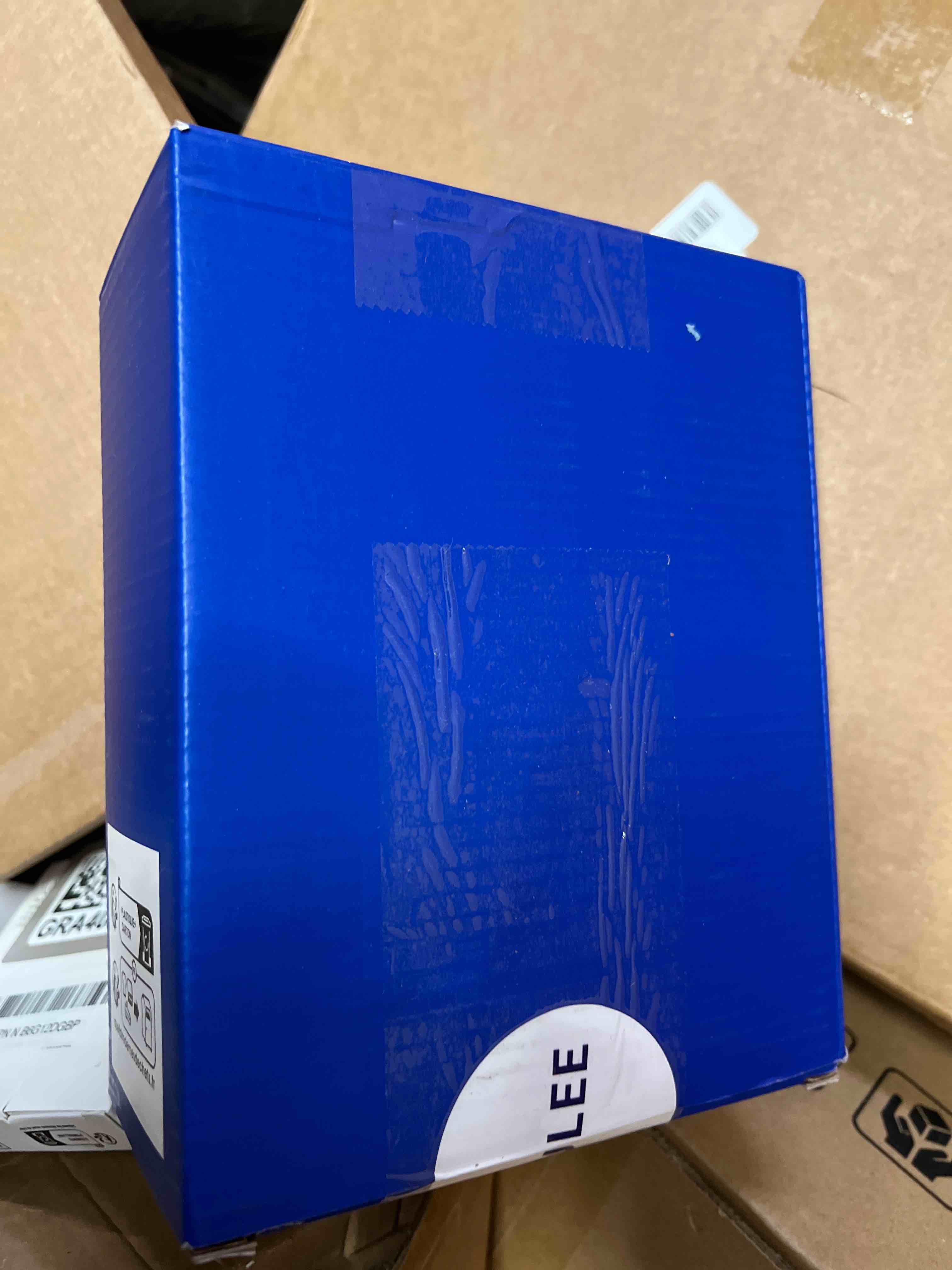 https://s3.amazonaws.com/lotting-images-prod/RustDustWanderlust/GRA4020616_1773939784442.jpeg