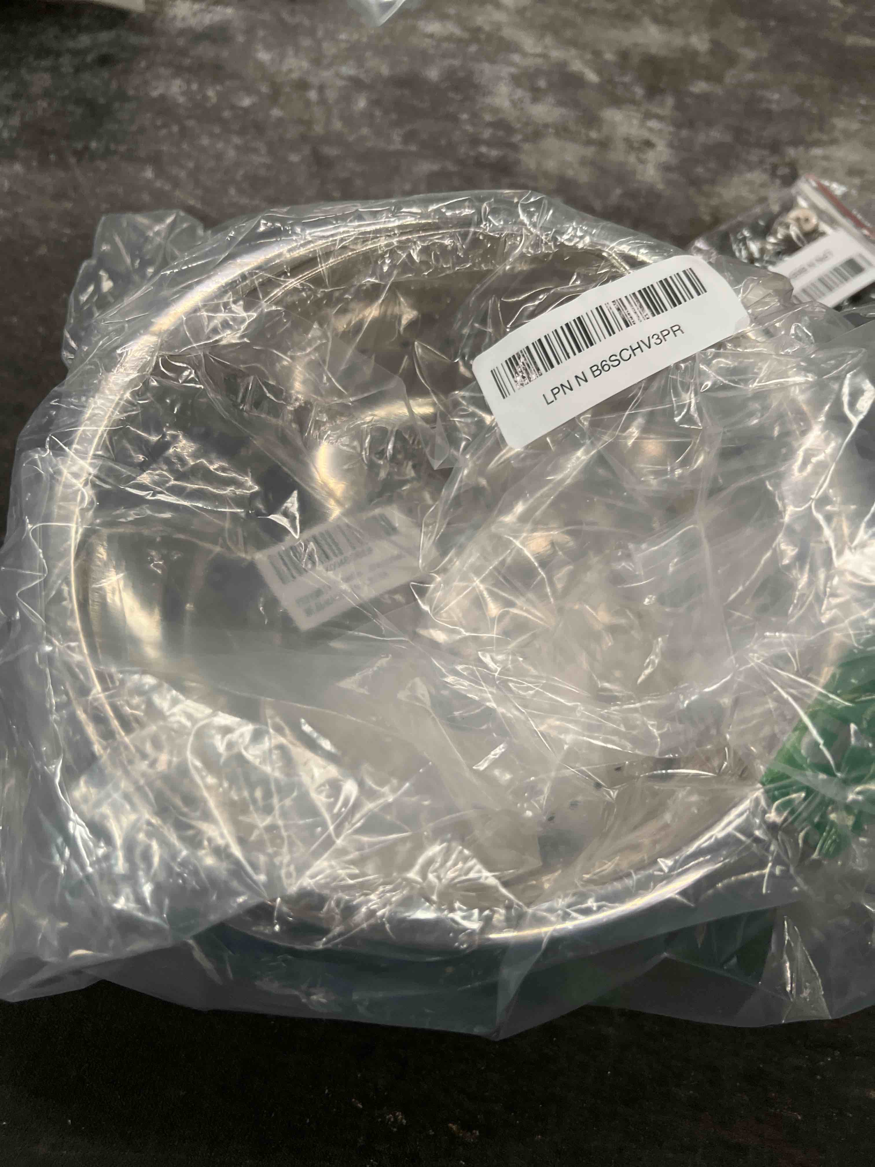 Condition photo showing Good Condition for with handle stainless steel steamer basket (round, 17.5cm)