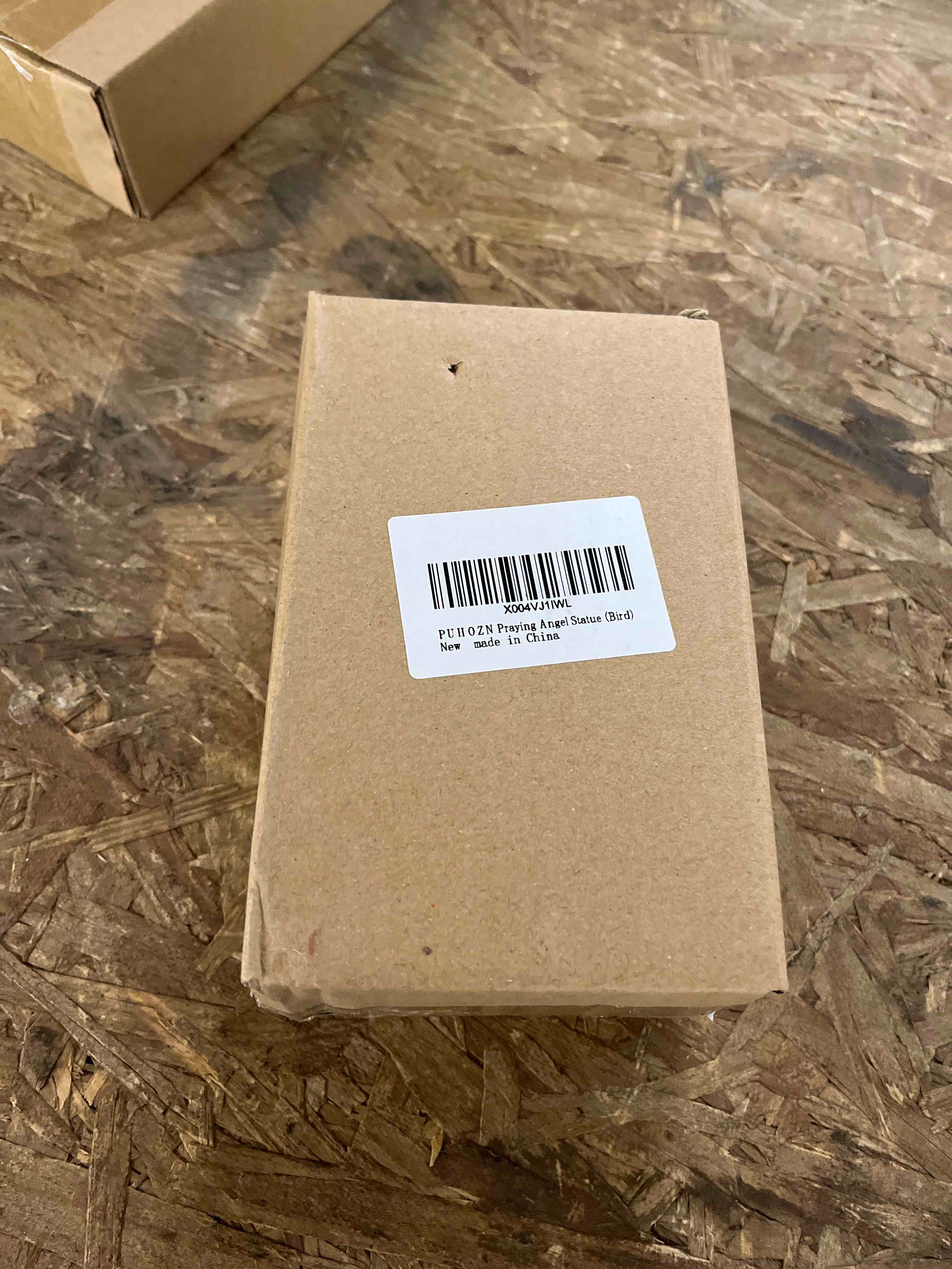 https://s3.amazonaws.com/lotting-images-prod/RustDustWanderlust/GRA4021218_1774375871280.jpeg