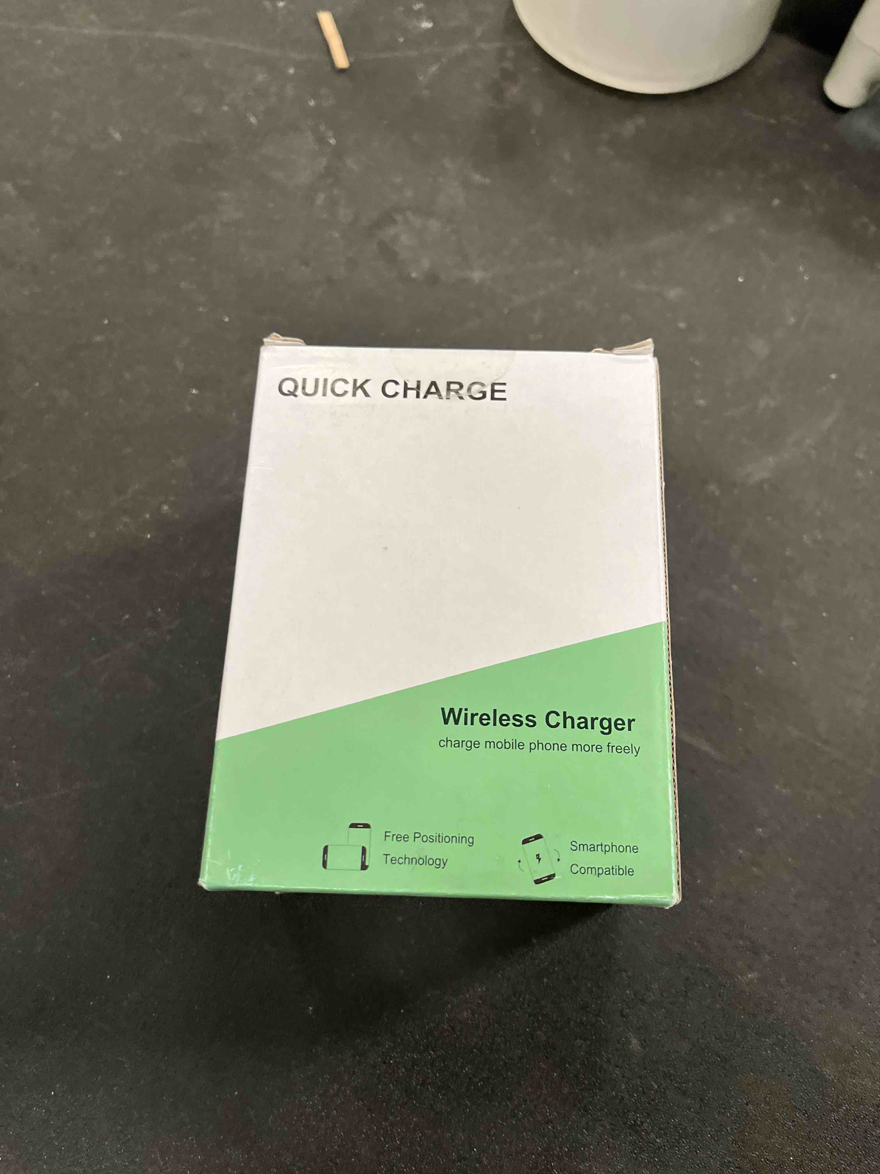 Condition photo showing Good Condition for 20w fast wireless charger,wireless charging stand compatible with iphone 17 16 pro,15 pro,15,14,13,12,11 series/x/xs,phone charger for galaxy s25/s24/s23/note 20,pixel 8/7 pro/lg g8 etc with adapter