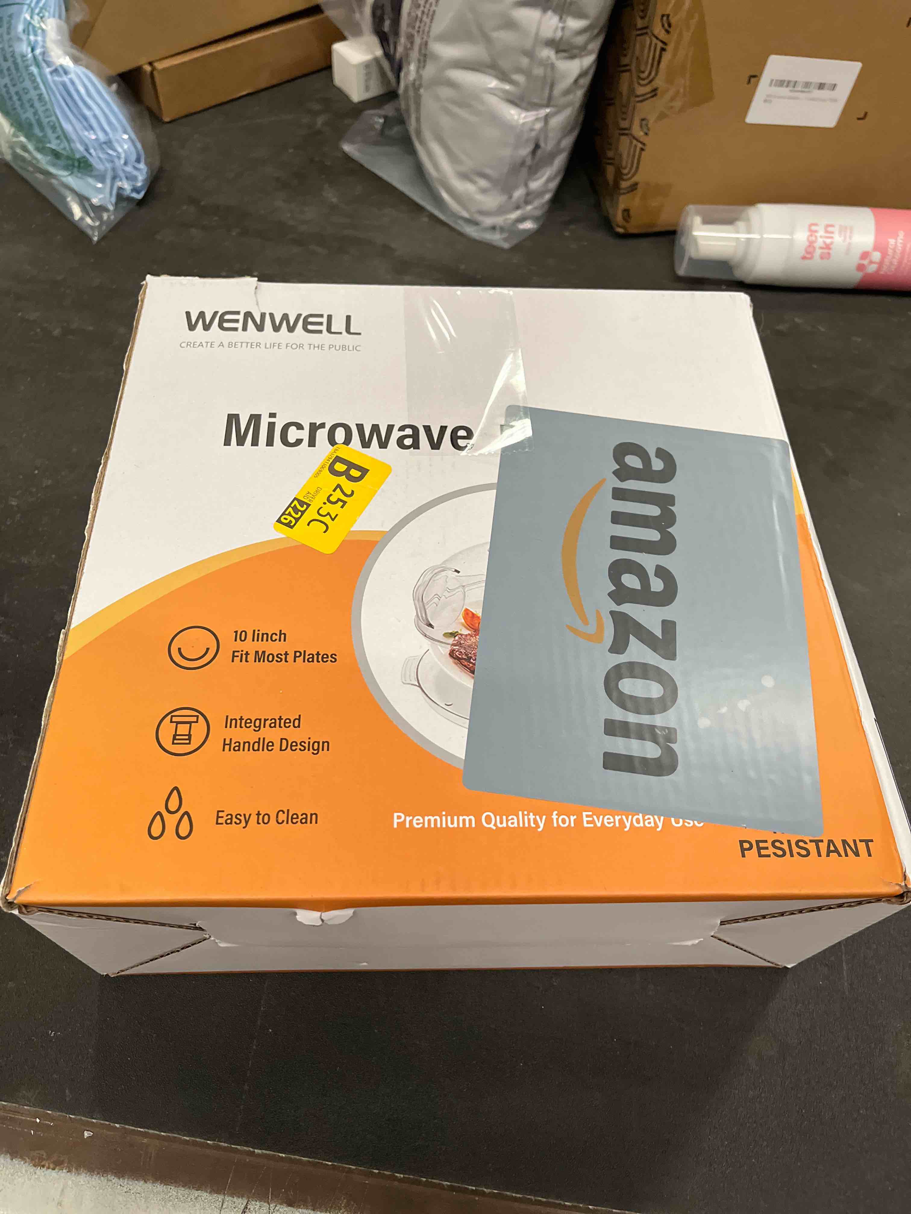 Condition photo showing Good Condition for wenwell microwave splatter cover with water steamer,protect food splashes,dish bowl plate serving lid with handle,bpa-free,clear safe plastic,microwave cover for food,10 inch 10.5 inches (with water steamer) clear