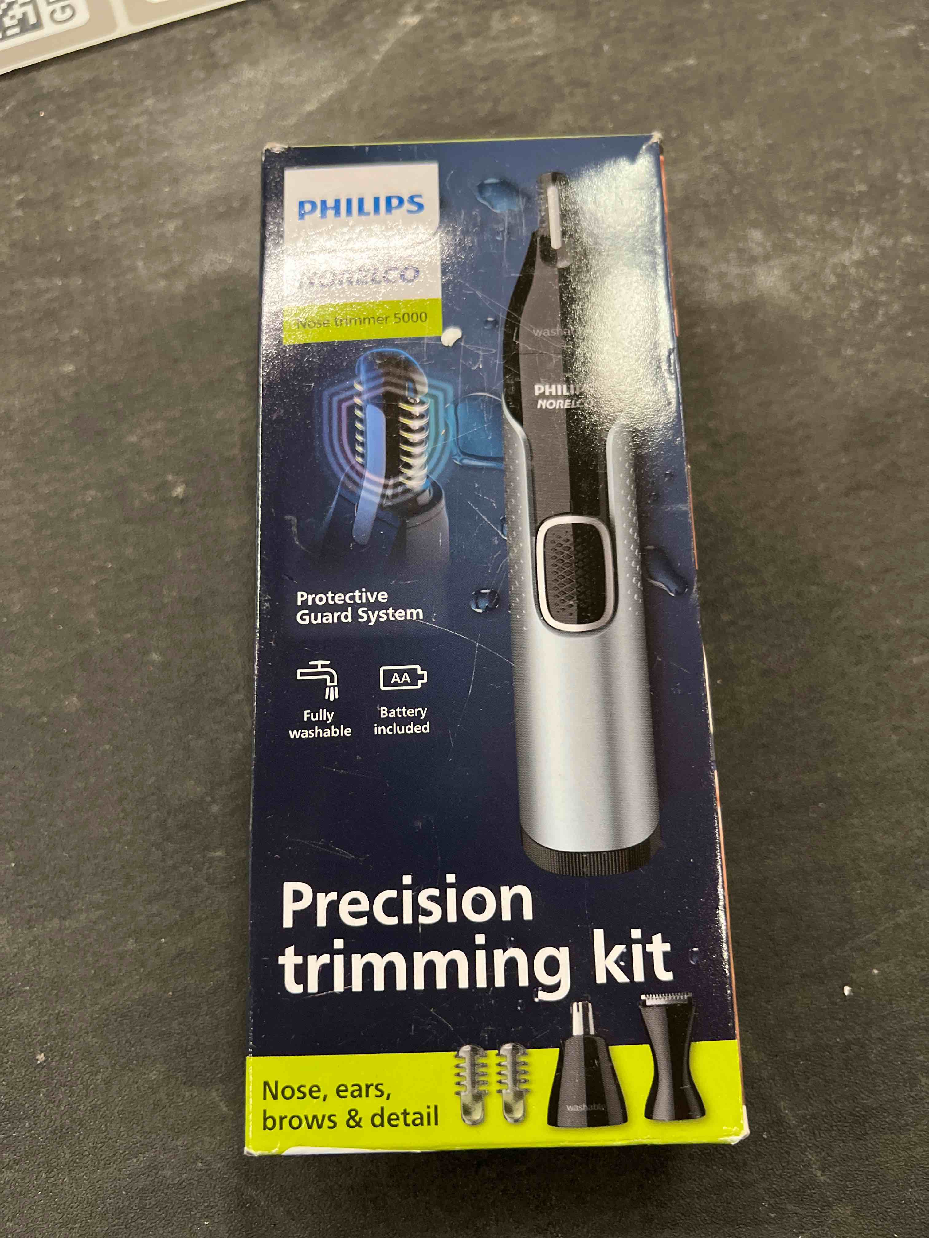Condition photo showing Good Condition for norelco philips nose trimmer 5000 for nose, ears, eyebrows trimming kit, nt5600/62 black, silver 7.9 inch (pack of 1)