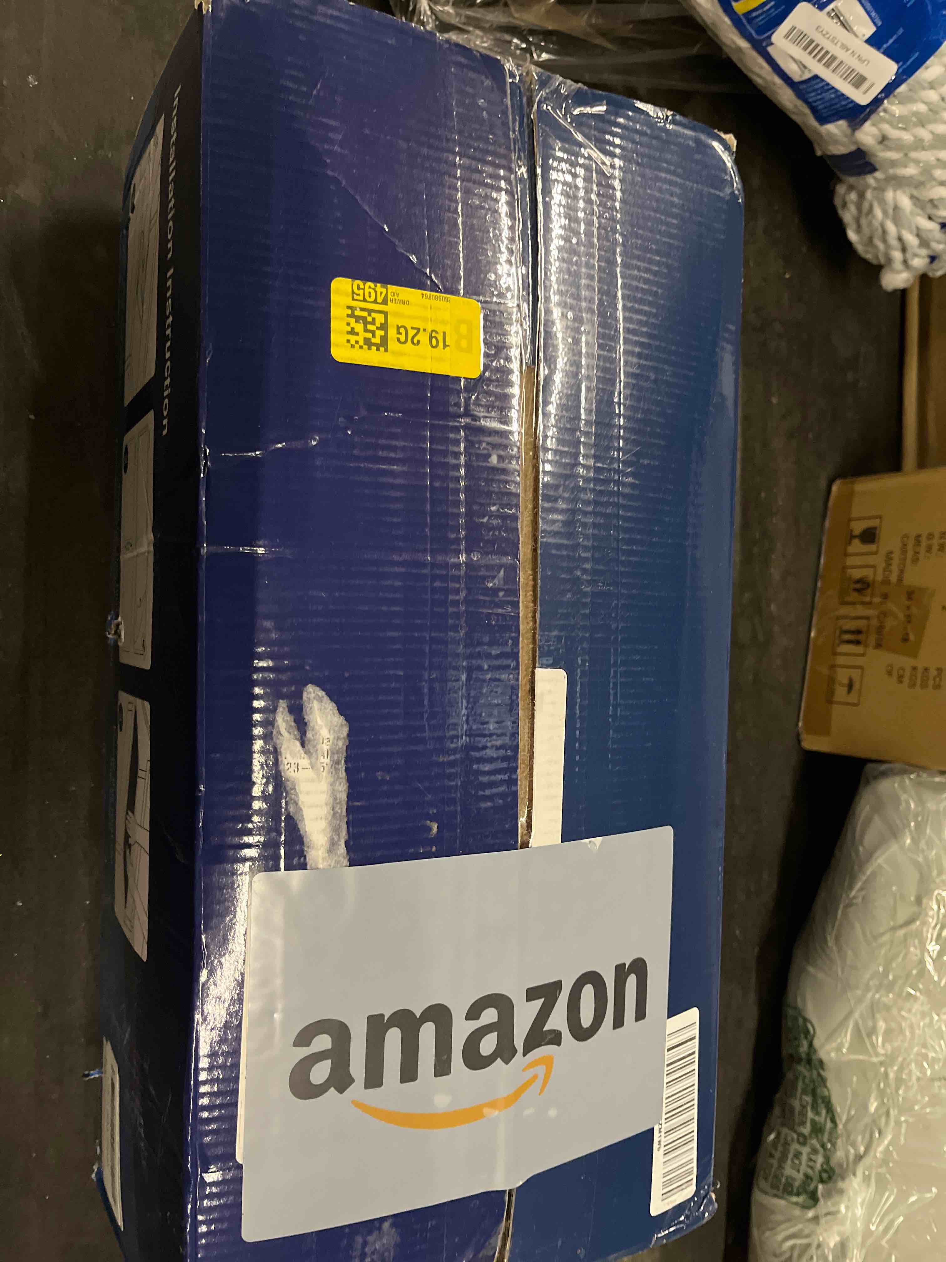 https://s3.amazonaws.com/lotting-images-prod/RustDustWanderlust/GRA4021927_1774615117038.jpeg