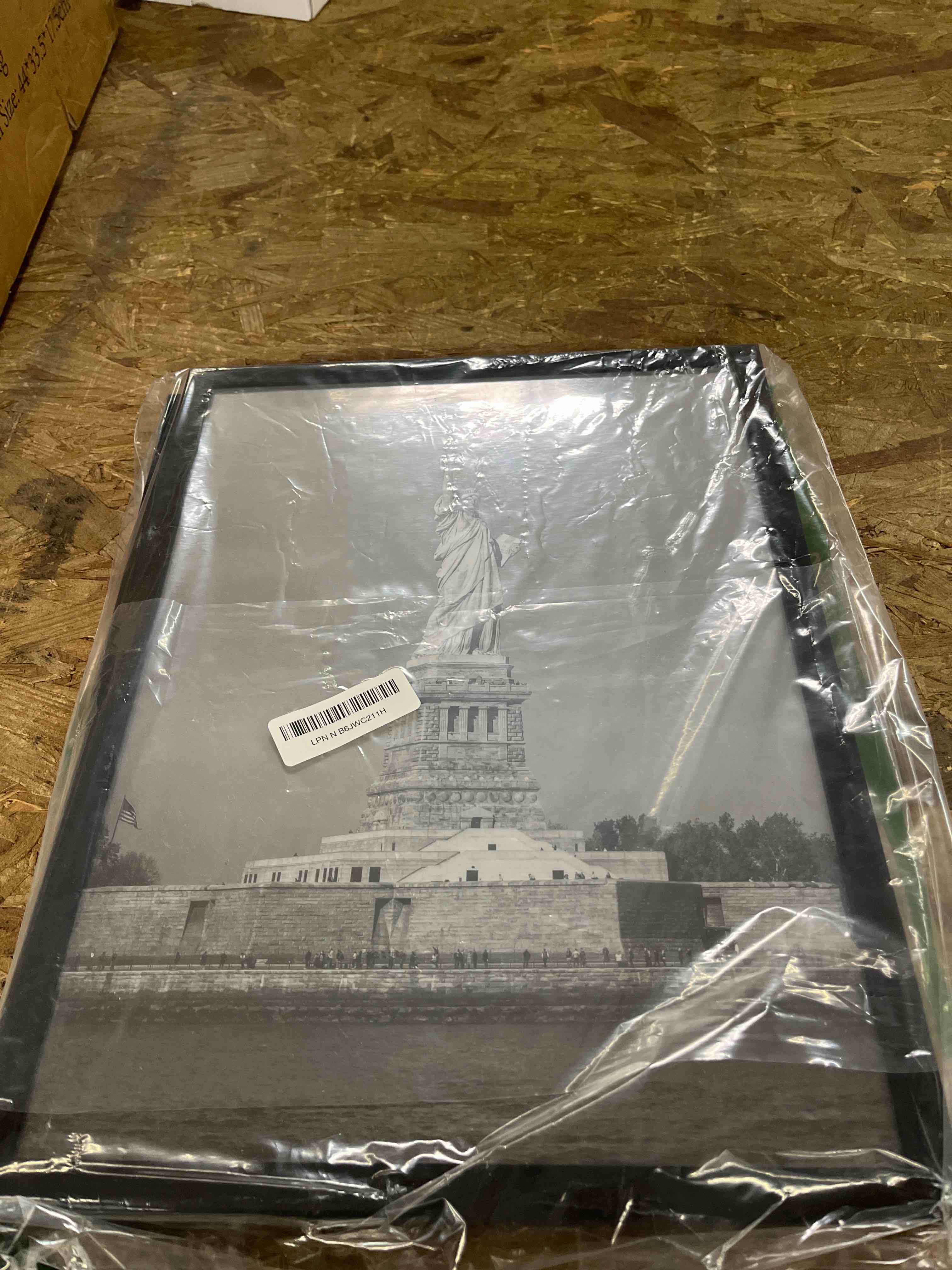 Condition photo showing Good Condition for enjoybasics 12x16 picture frame, display for 12 x 16 poster, wall gallery photo frames, black, 2 pack black 12x16