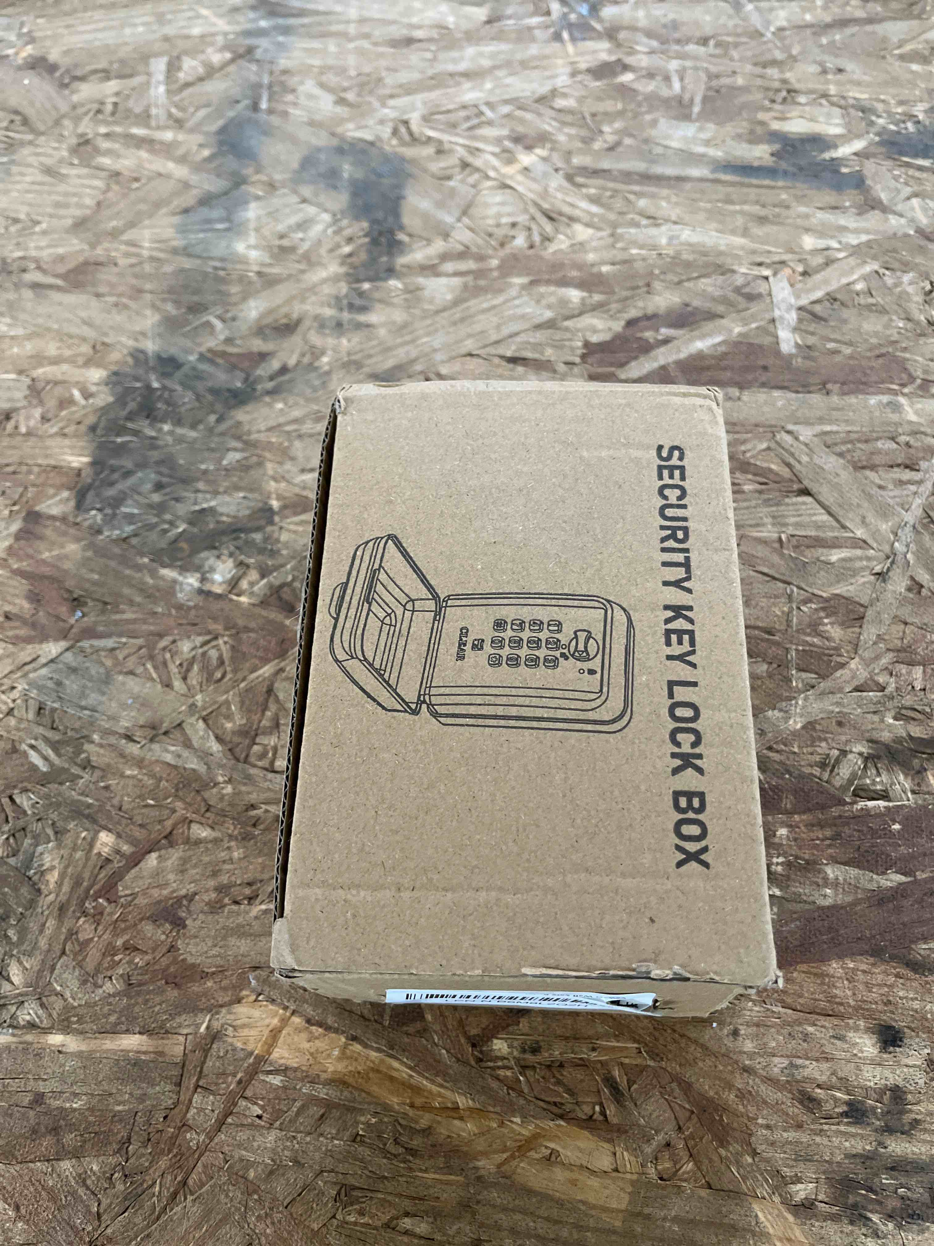 Condition photo showing Good Condition for wall safe key lock box, 12 digit combination lock box for keys with resttable code, large capacity & weatherproof outdoor lockbox, spare key safe storage lock box for home, office, garage 12-digit