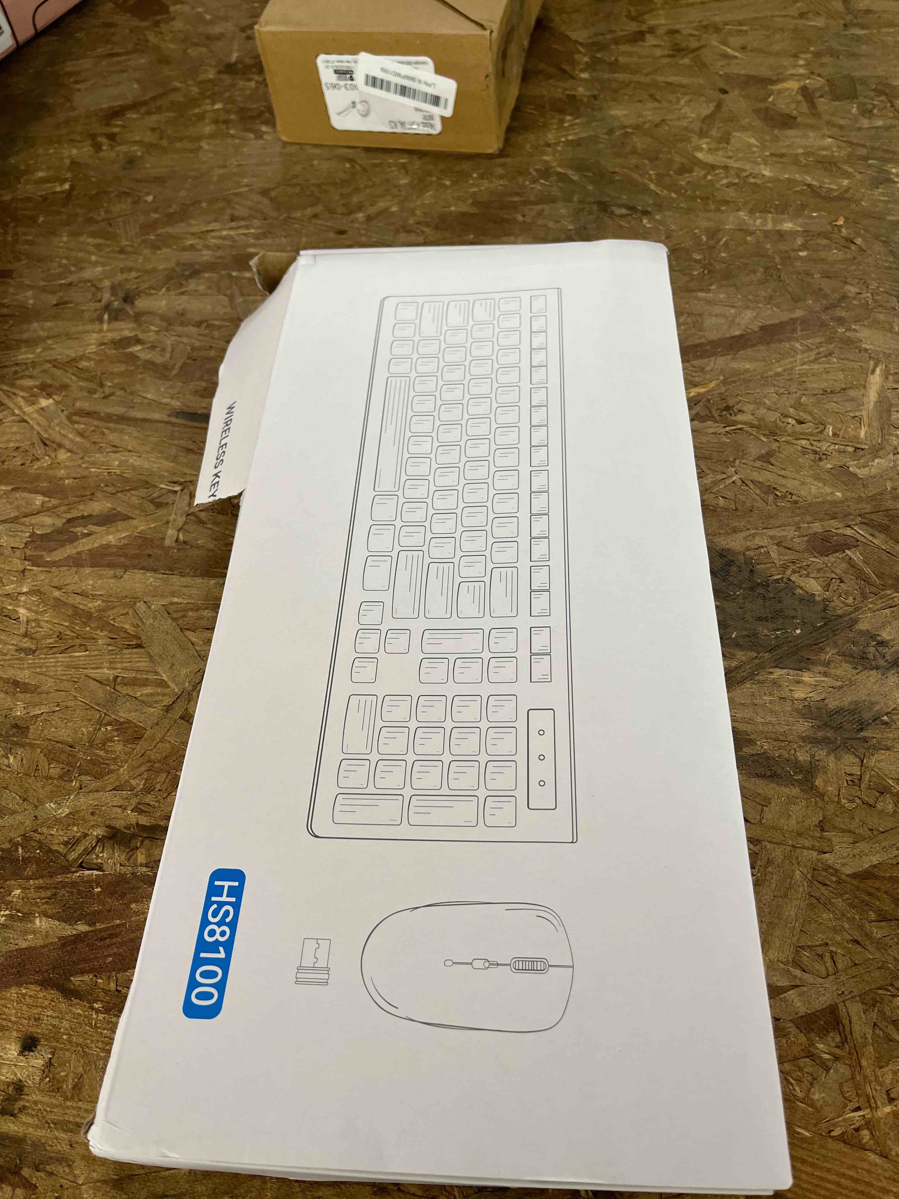 Condition photo showing Good Condition for wireless keyboard and mouse combo, full-sized wireless keyboard and adjustable dpi mouse, 2.4ghz usb receiver, silent keyboard and mouse for pc, windows, mac, desktop, laptop(purple)