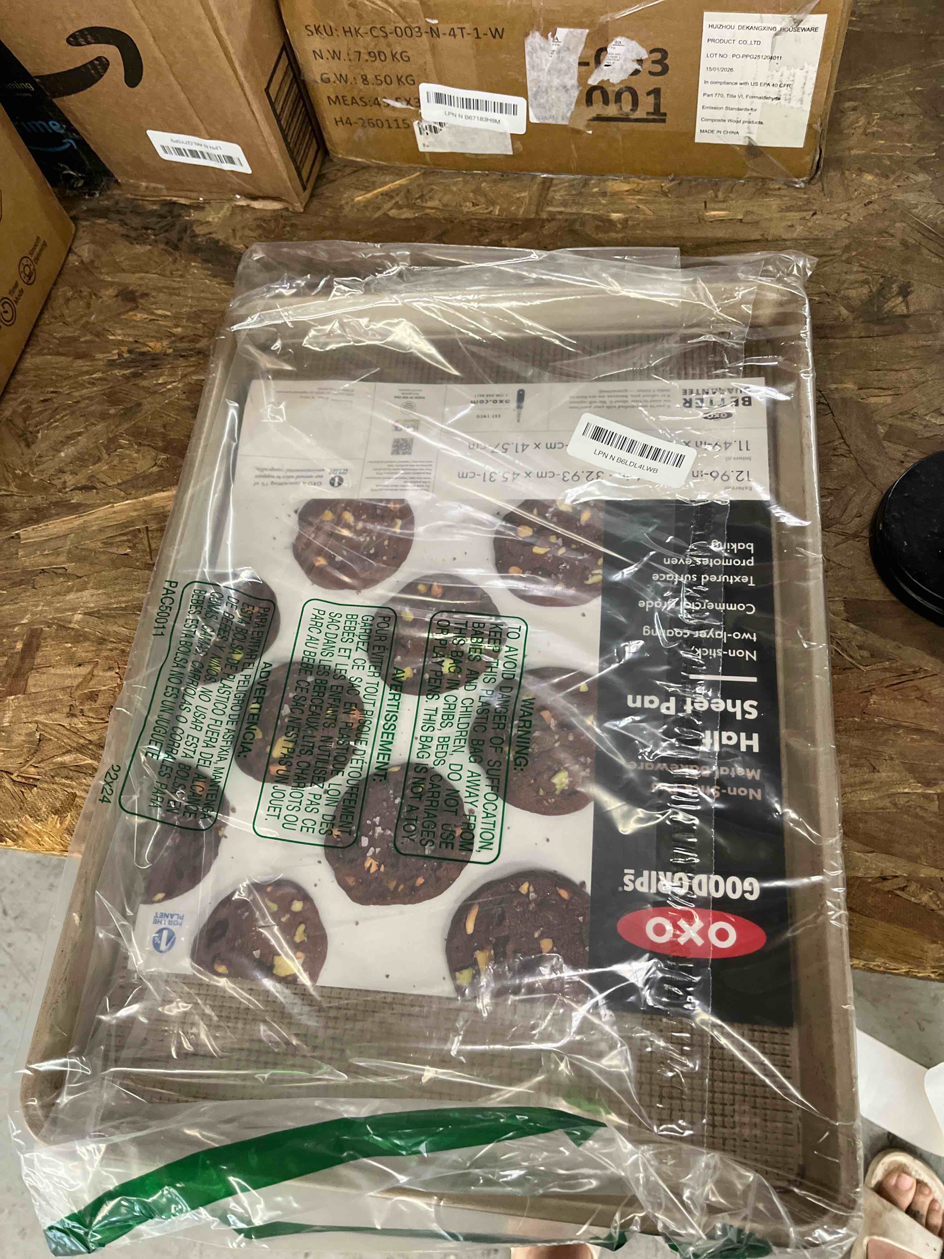 Condition photo showing Good Condition for oxo good grips non-stick pro half sheet 13 x 18 inch one size 13" x 18" half sheet pan