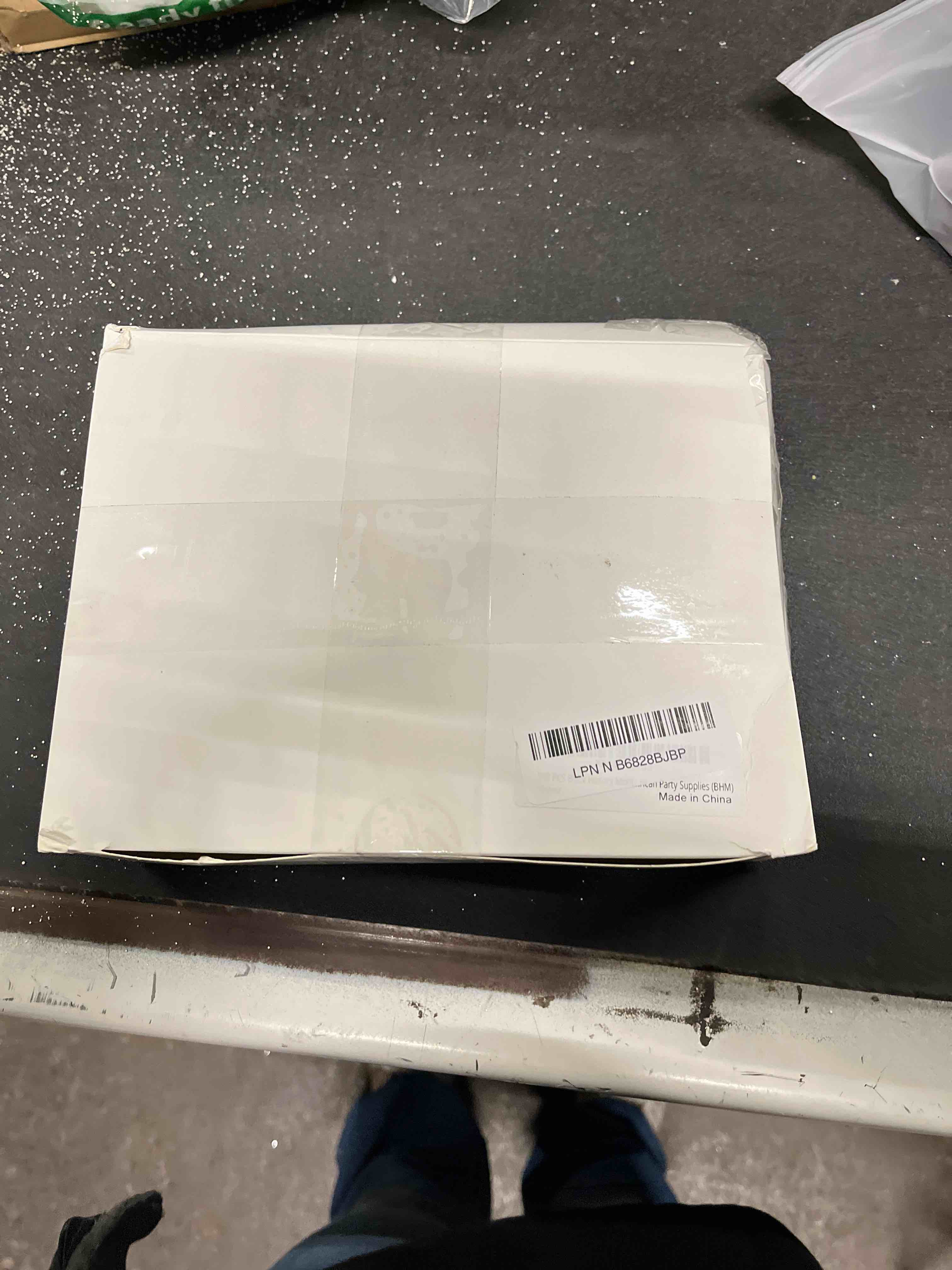 Condition photo showing Good Condition for cinrobiye 218 pcs happy juneteenth party favors happy juneteenth classrooms exchange giveaways sets class reward prizes pencils erasers stickers for black history month african american party supplies bhm