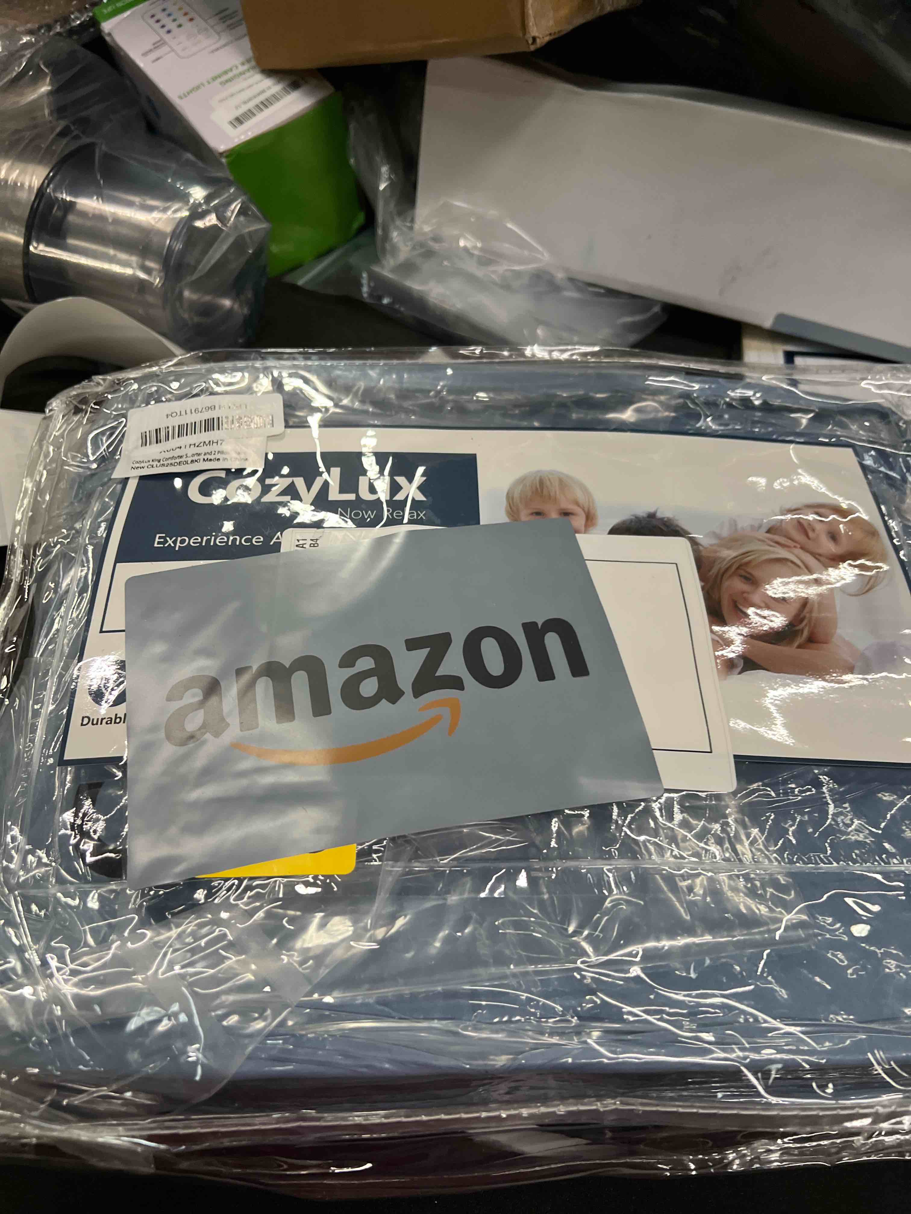 https://s3.amazonaws.com/lotting-images-prod/RustDustWanderlust/GRA4023921_1774881308871.jpeg