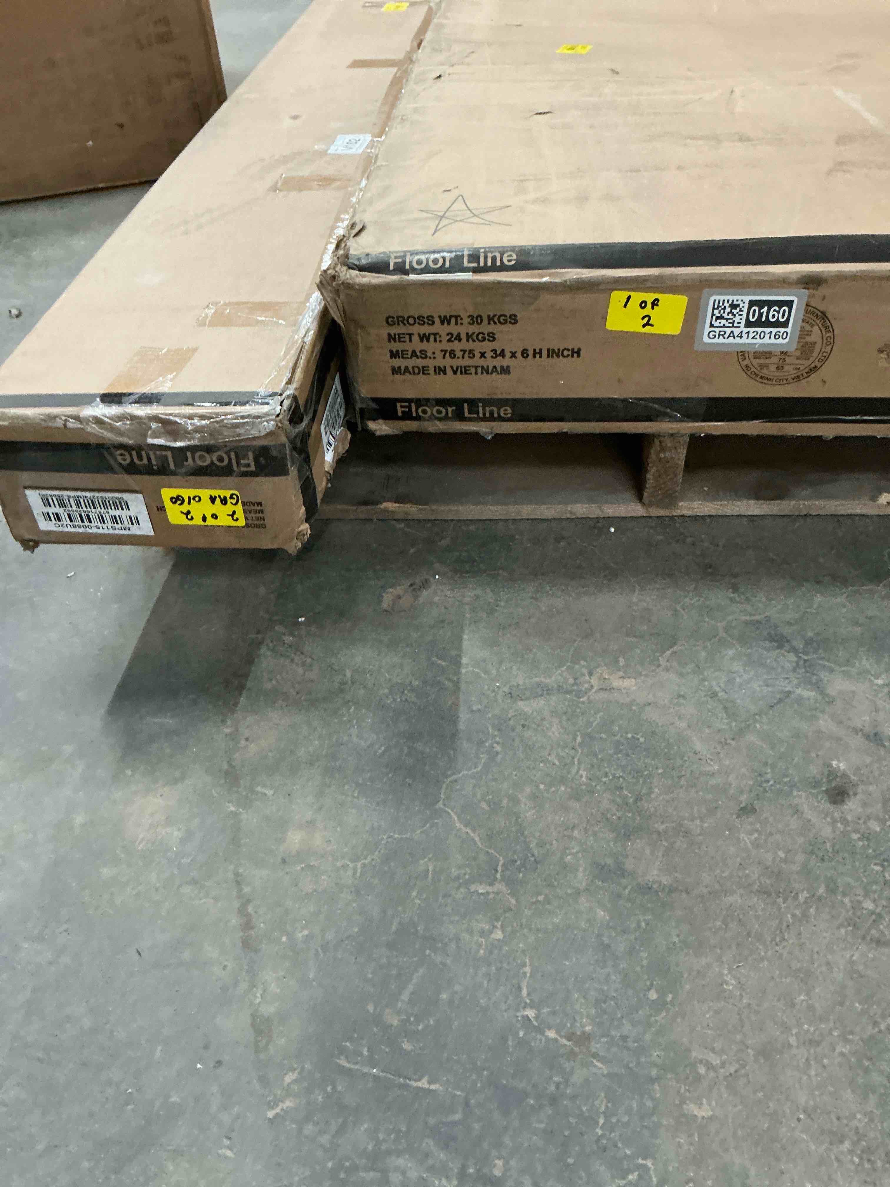 Condition photo showing Good Condition for (INCOMPLETE ONLY TWO BOXES) FLOOR LINE, QUEEN, SIZE HEADBOARD, SIDE, RAIL, AND CENTER SUPPORT RAIL, PATTERN, BECKETT