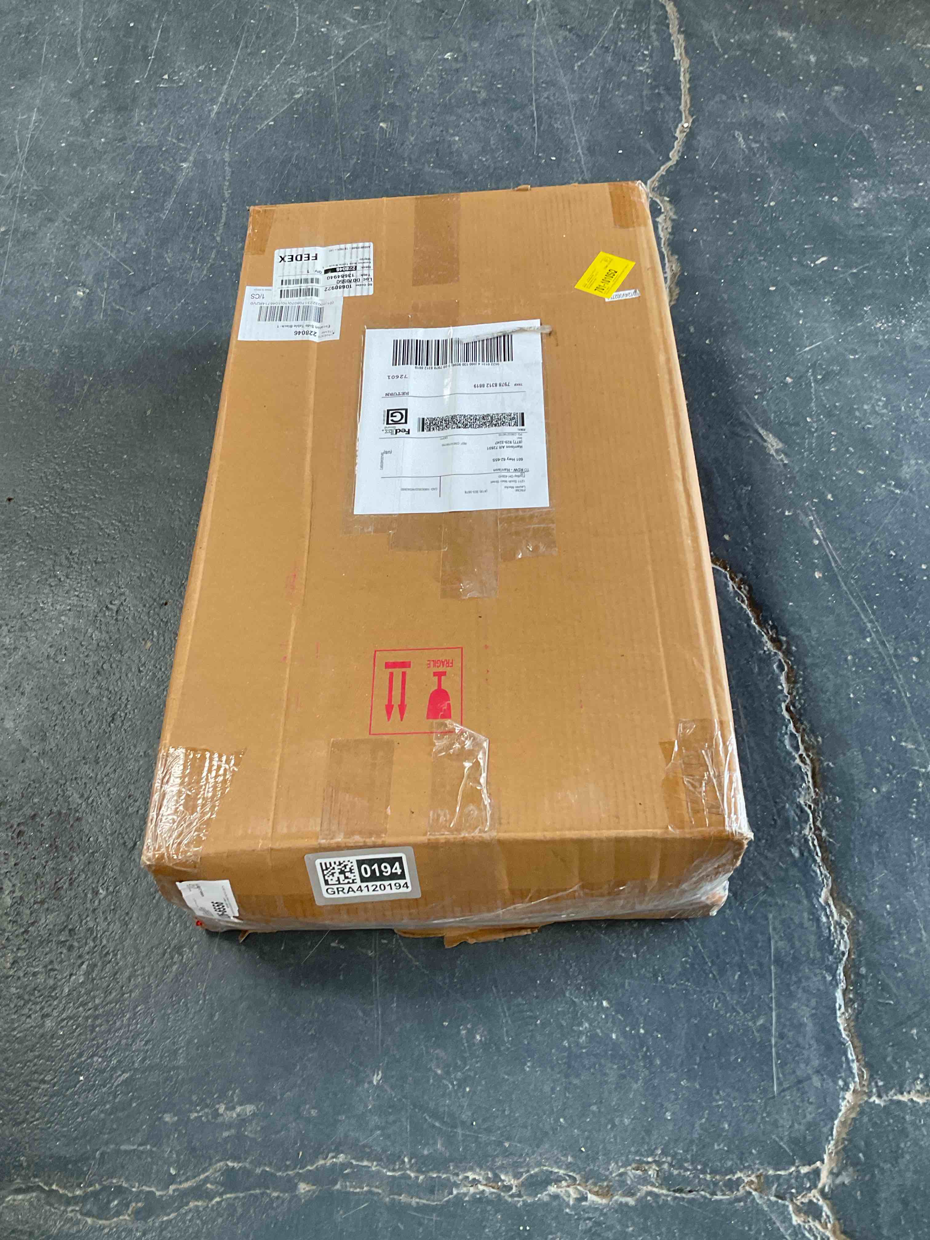 Condition photo showing Good Condition for ESCALON SIDE TABLE BLACK COLOR