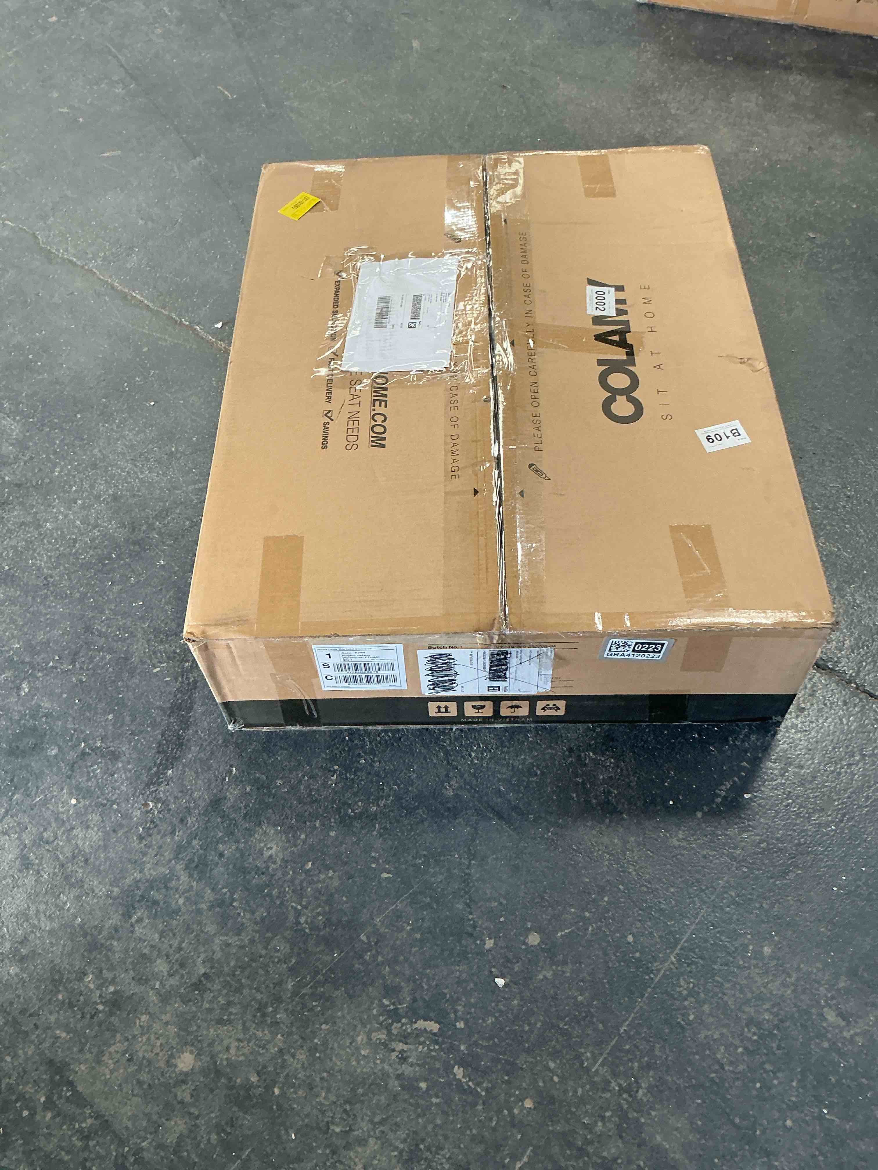 Condition photo showing Good Condition for COLAMY, WOOD CHAIR