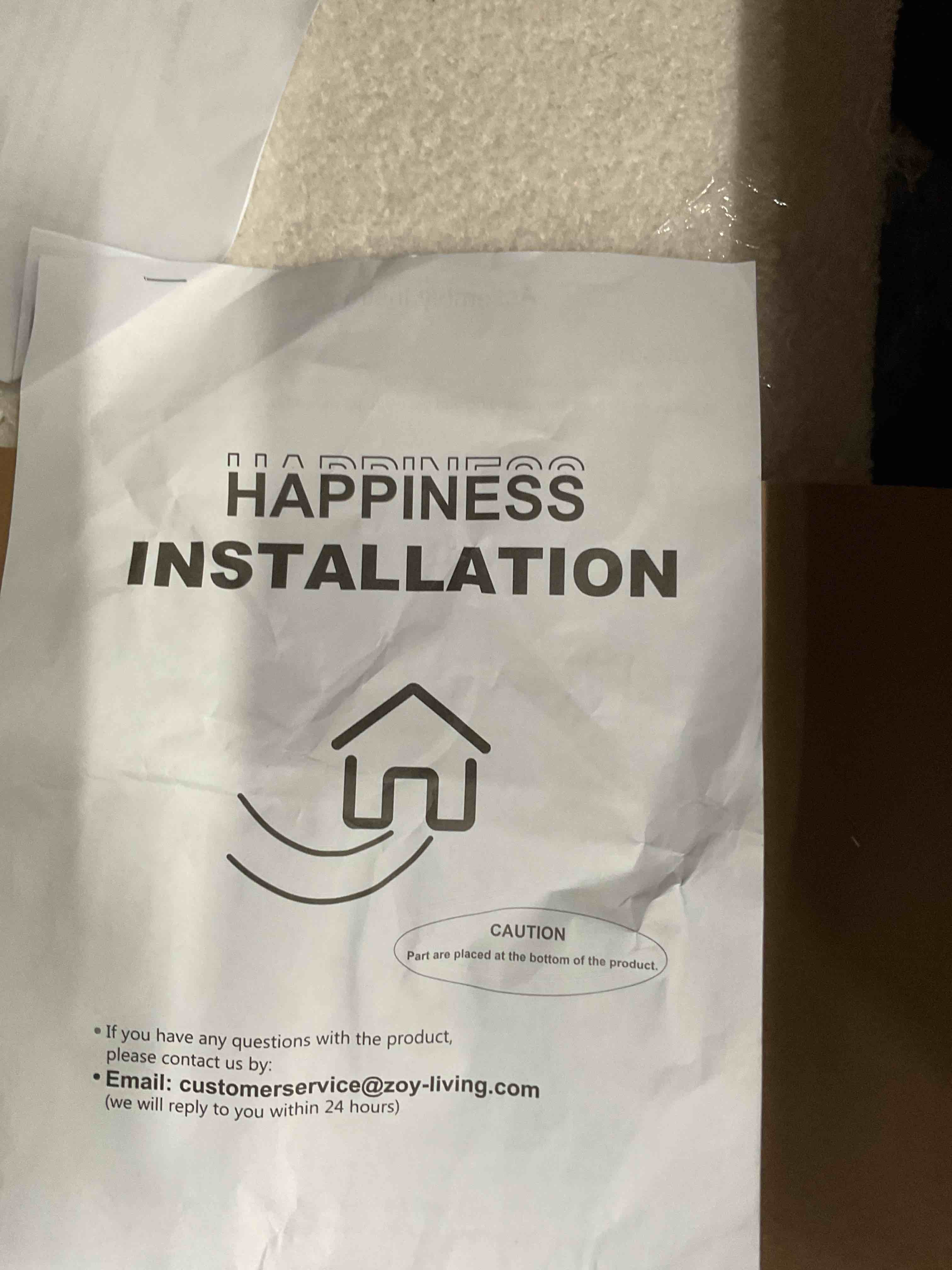 Condition photo showing Good Condition for  incomplete.     living chair