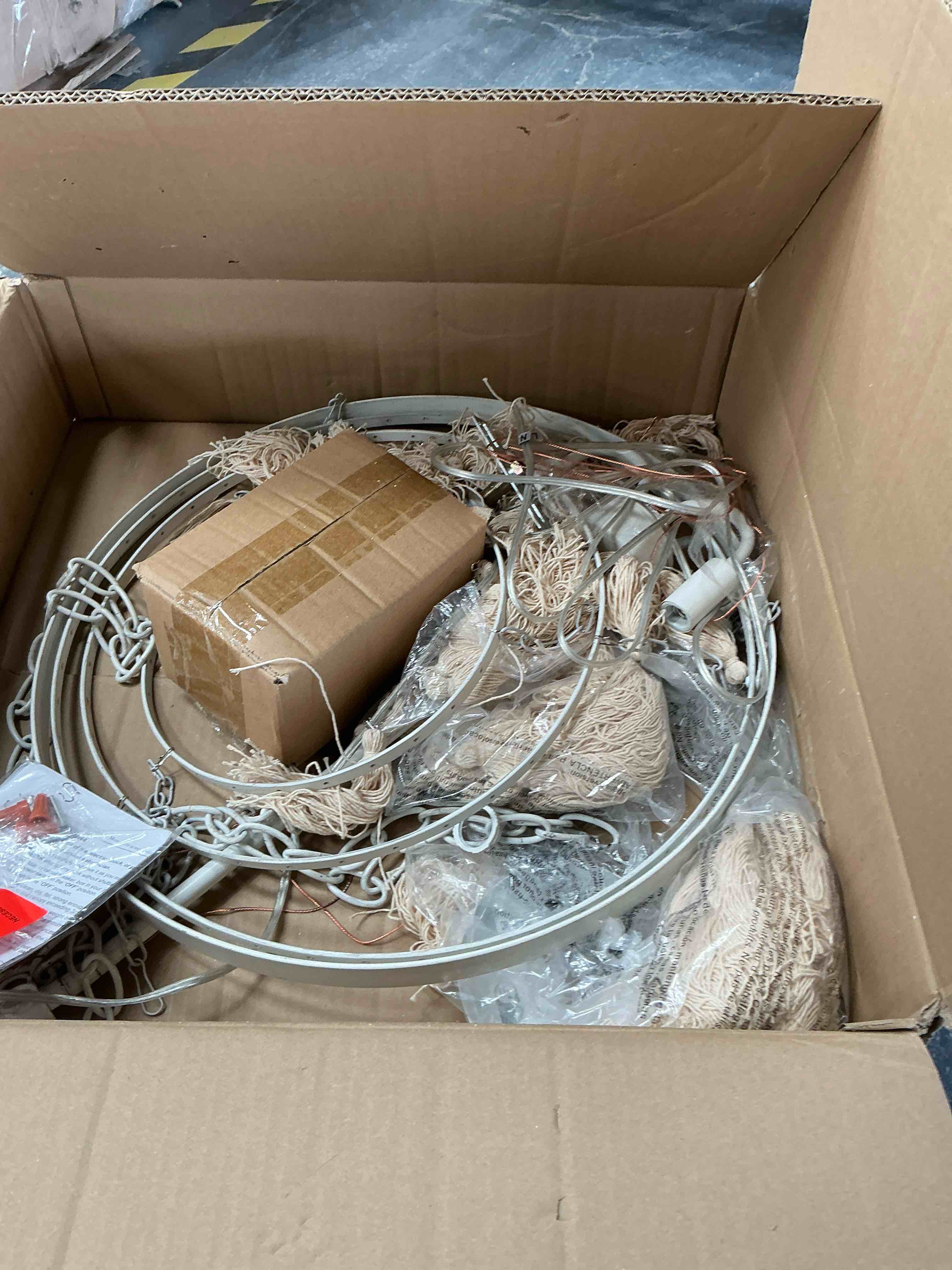 Condition photo showing Good Condition for Demeta 4-Light White Chandelier