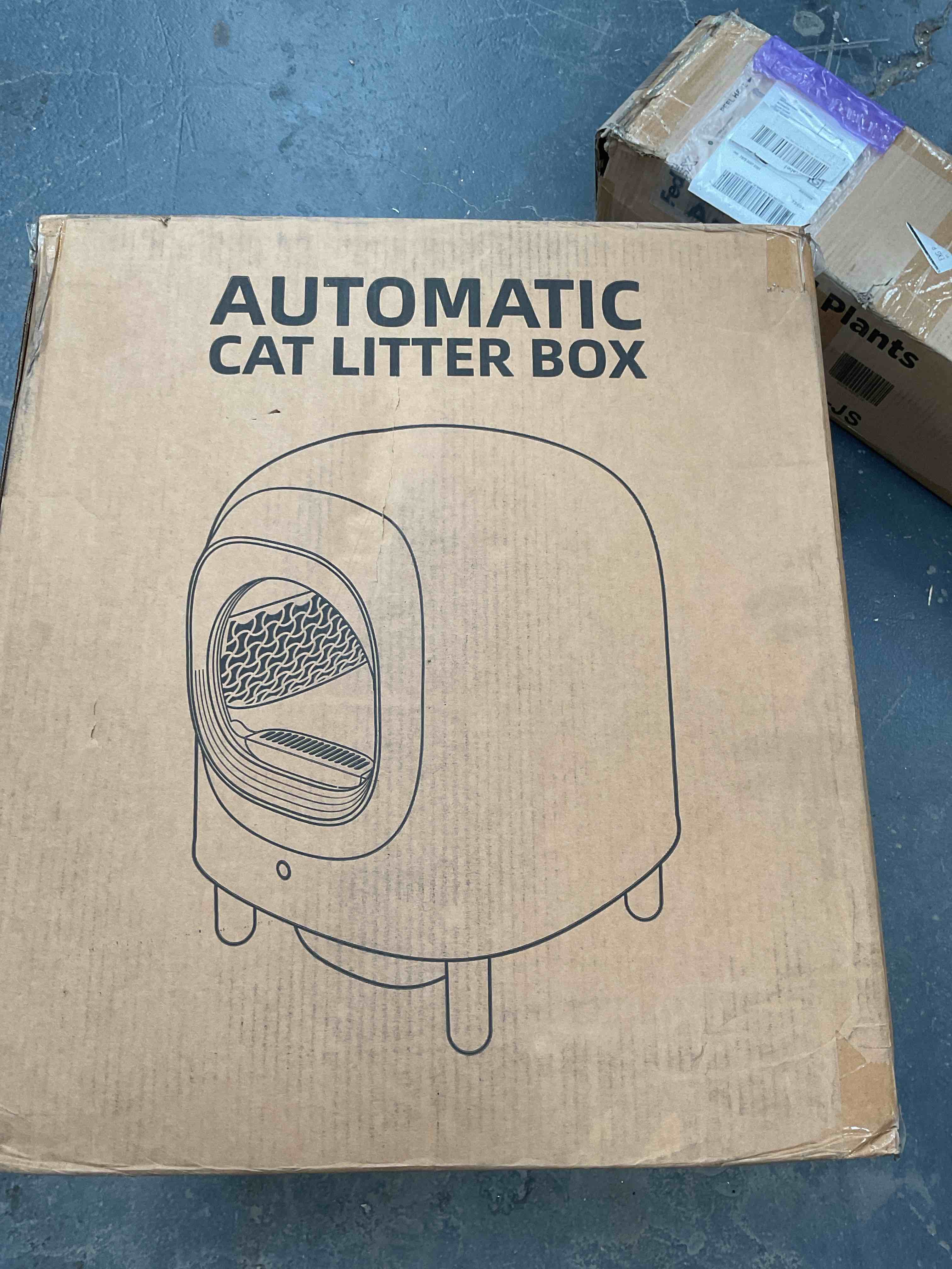 AUTOMATIC CAT LITTER BOX