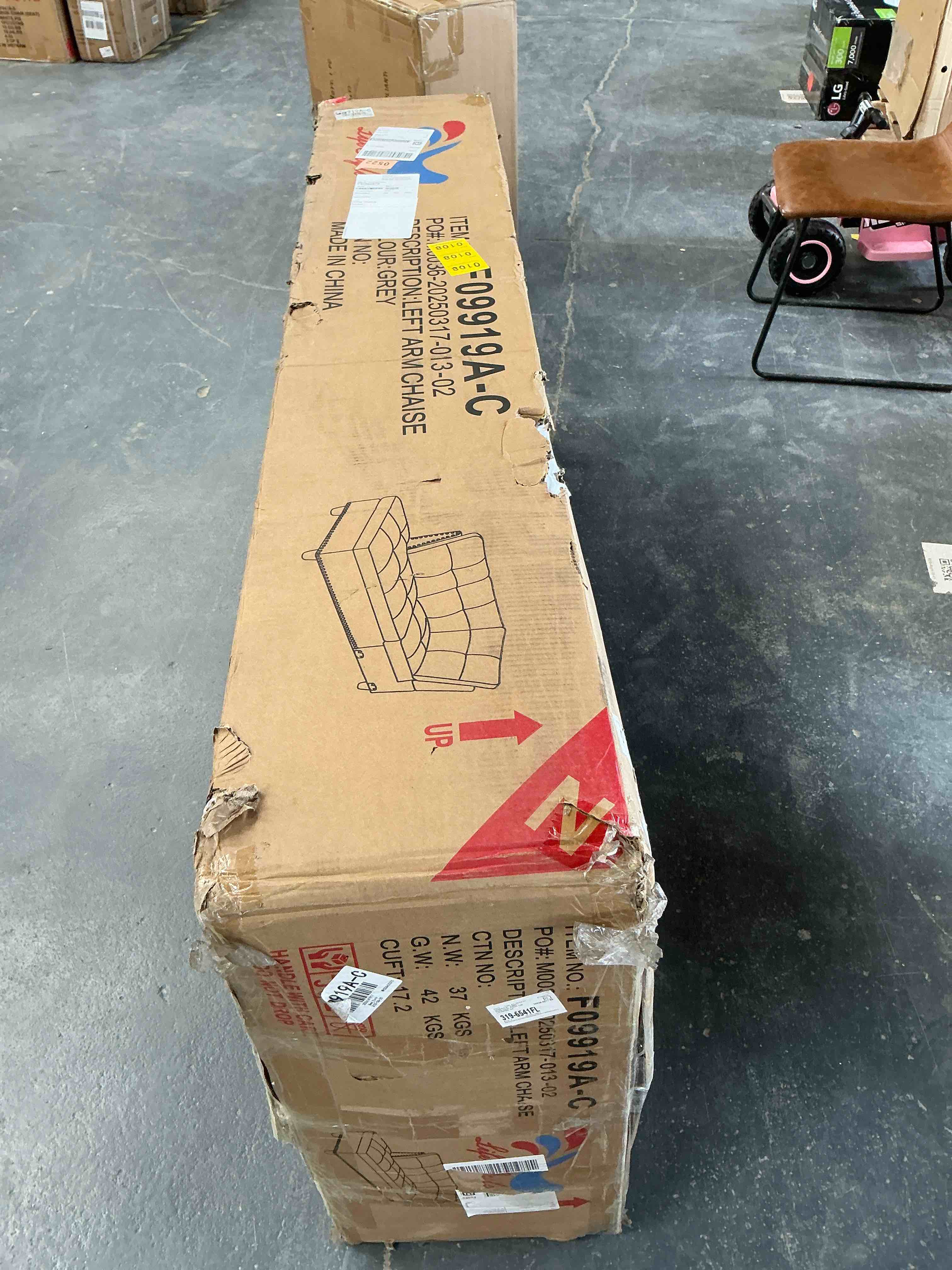 Condition photo showing Good Condition for Life Style Left Arm Chaise