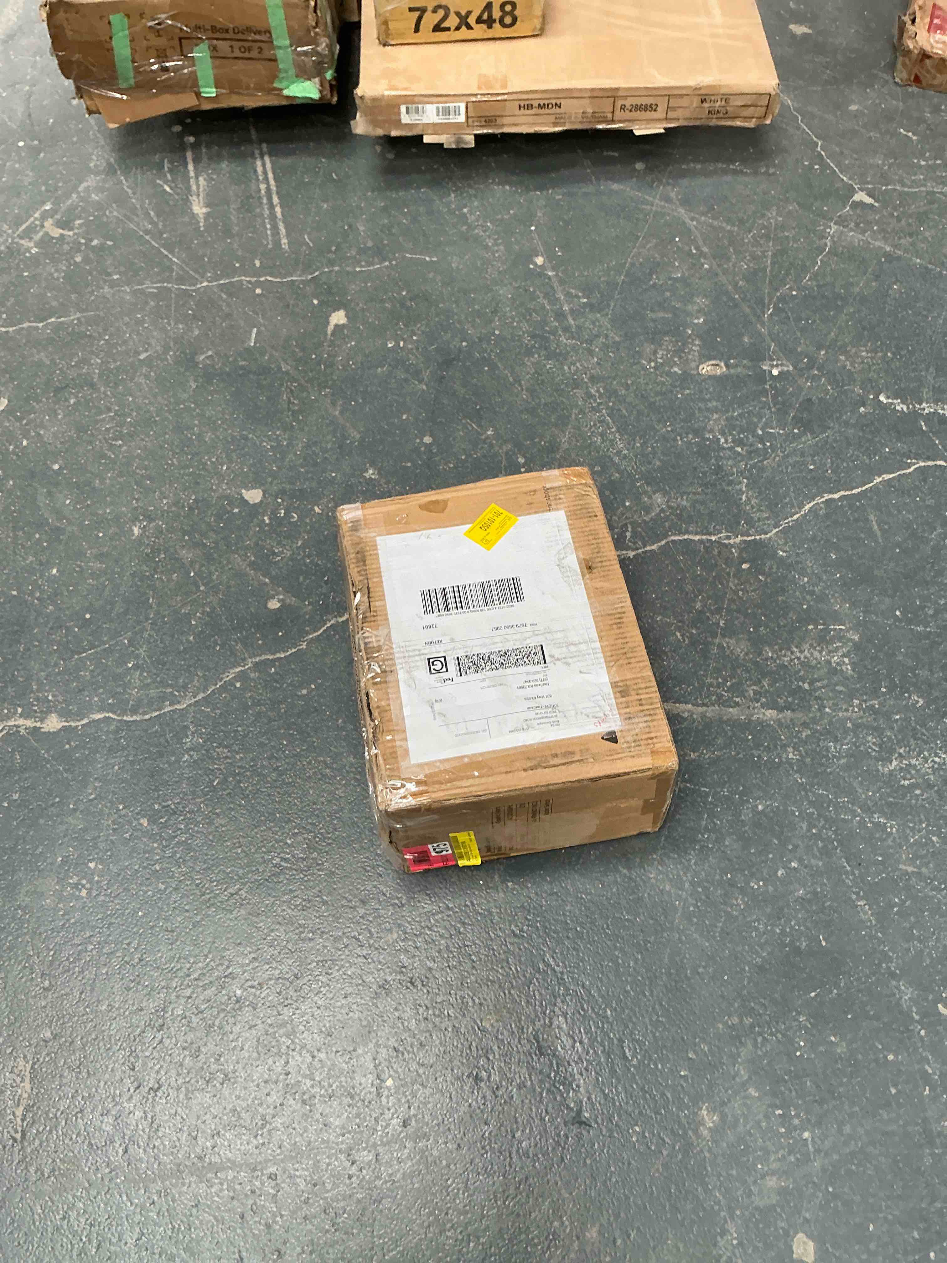 Condition photo showing Good Condition for 12.5" Ceramic Table Lamp Set