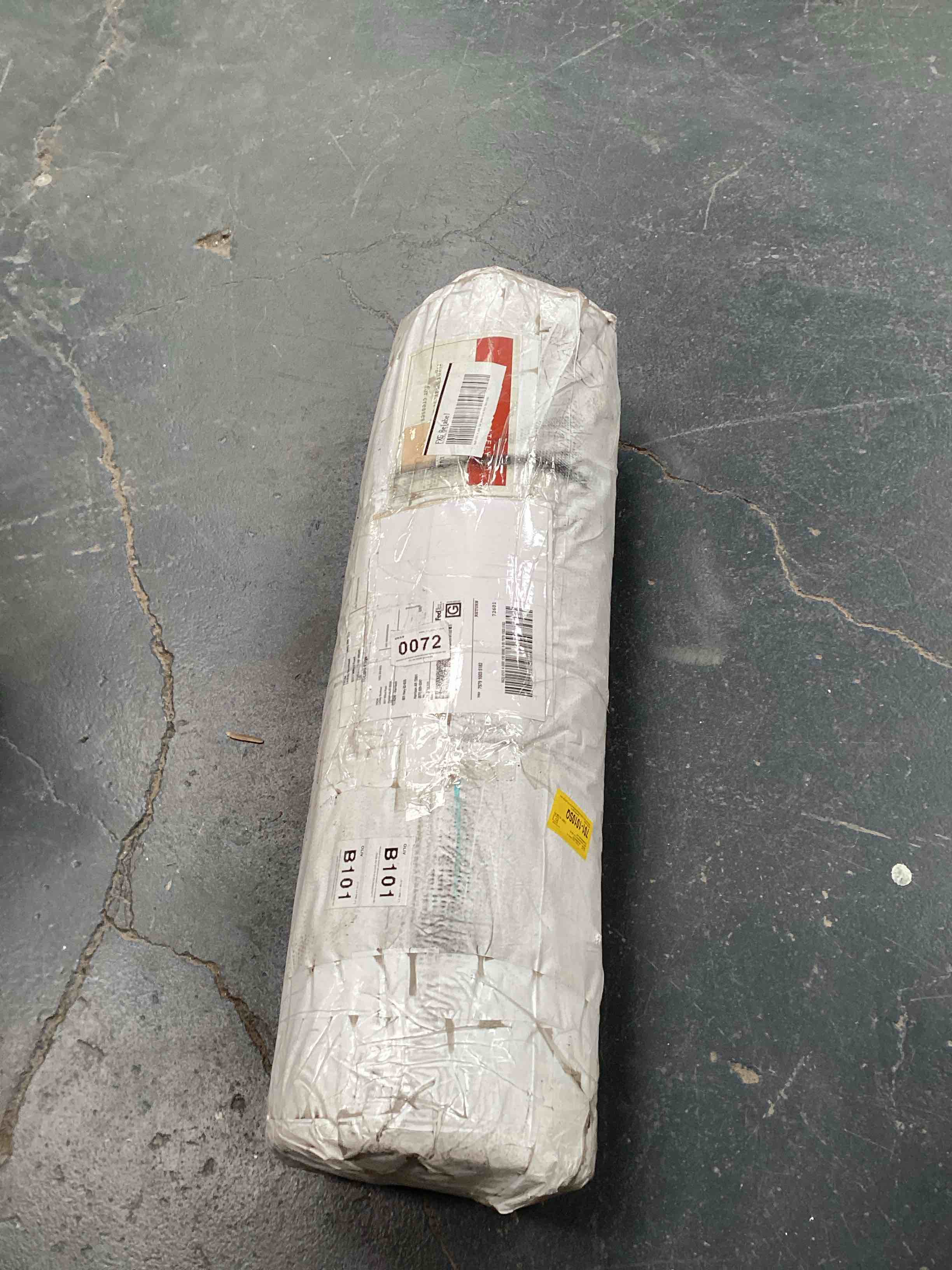 Condition photo showing Good Condition for Rifle Paper Co. x Loloi Maison MAO-03 Rosette Ivory Rug