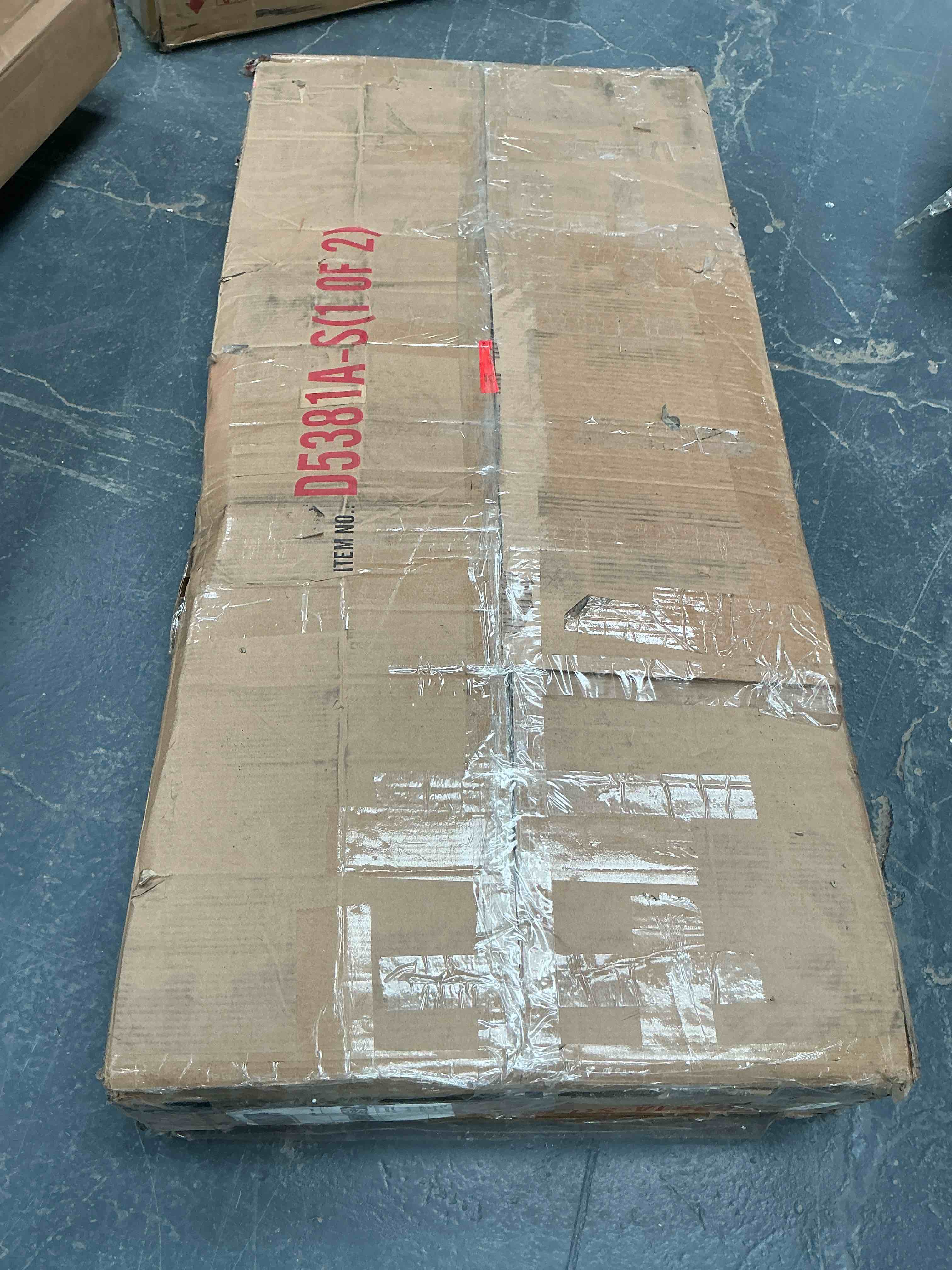 Condition photo showing Good Condition for 81\u0027\u0027 wide rolled arm sofa