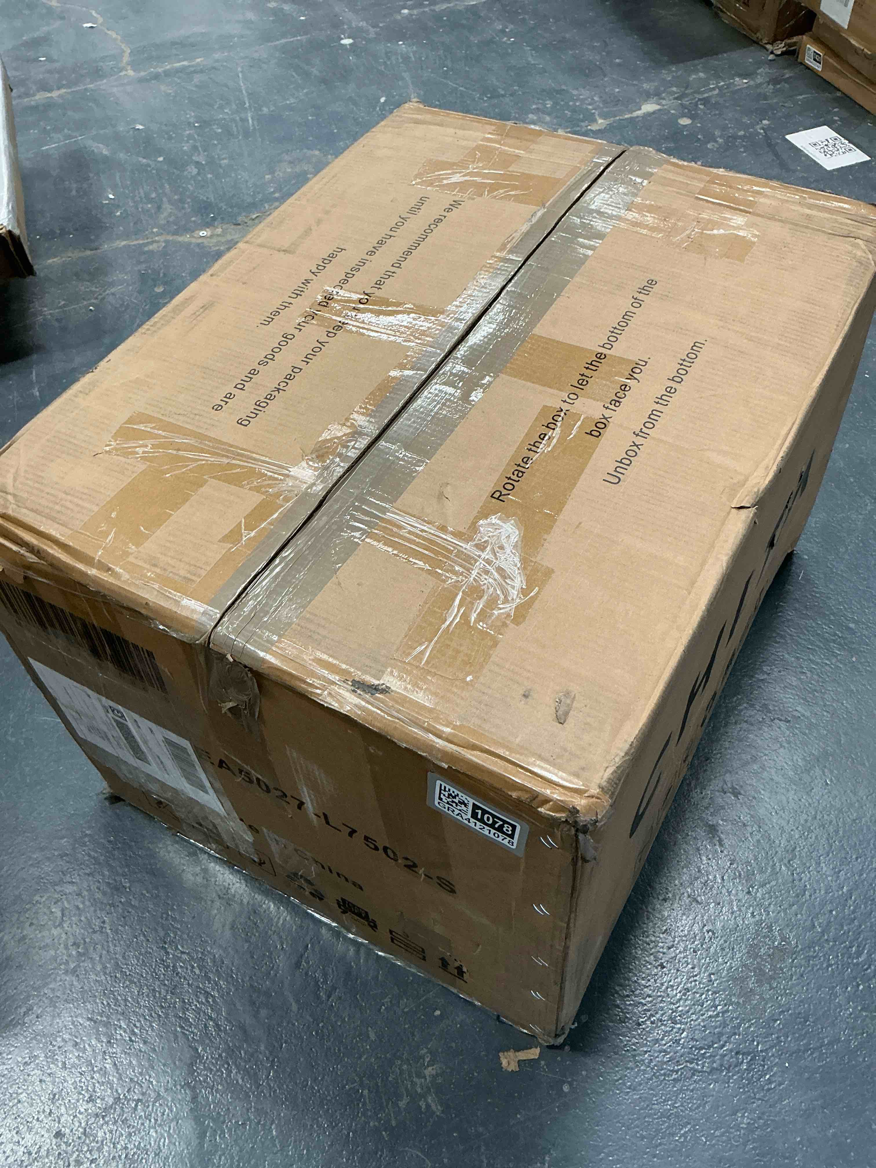 Condition photo showing Good Condition for chita arm chair