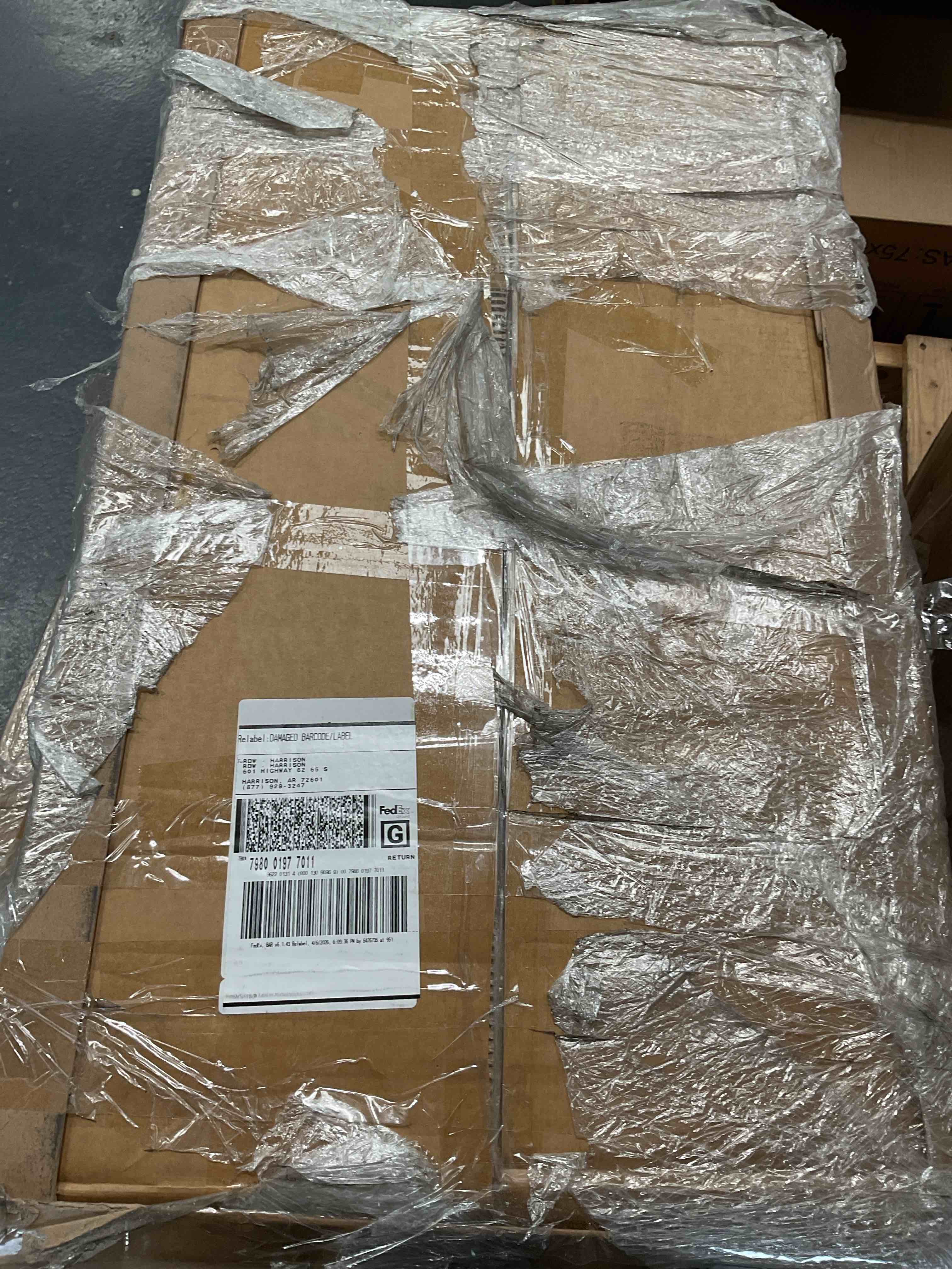 Condition photo showing Good Condition for armoire 2 glass doors with light inside