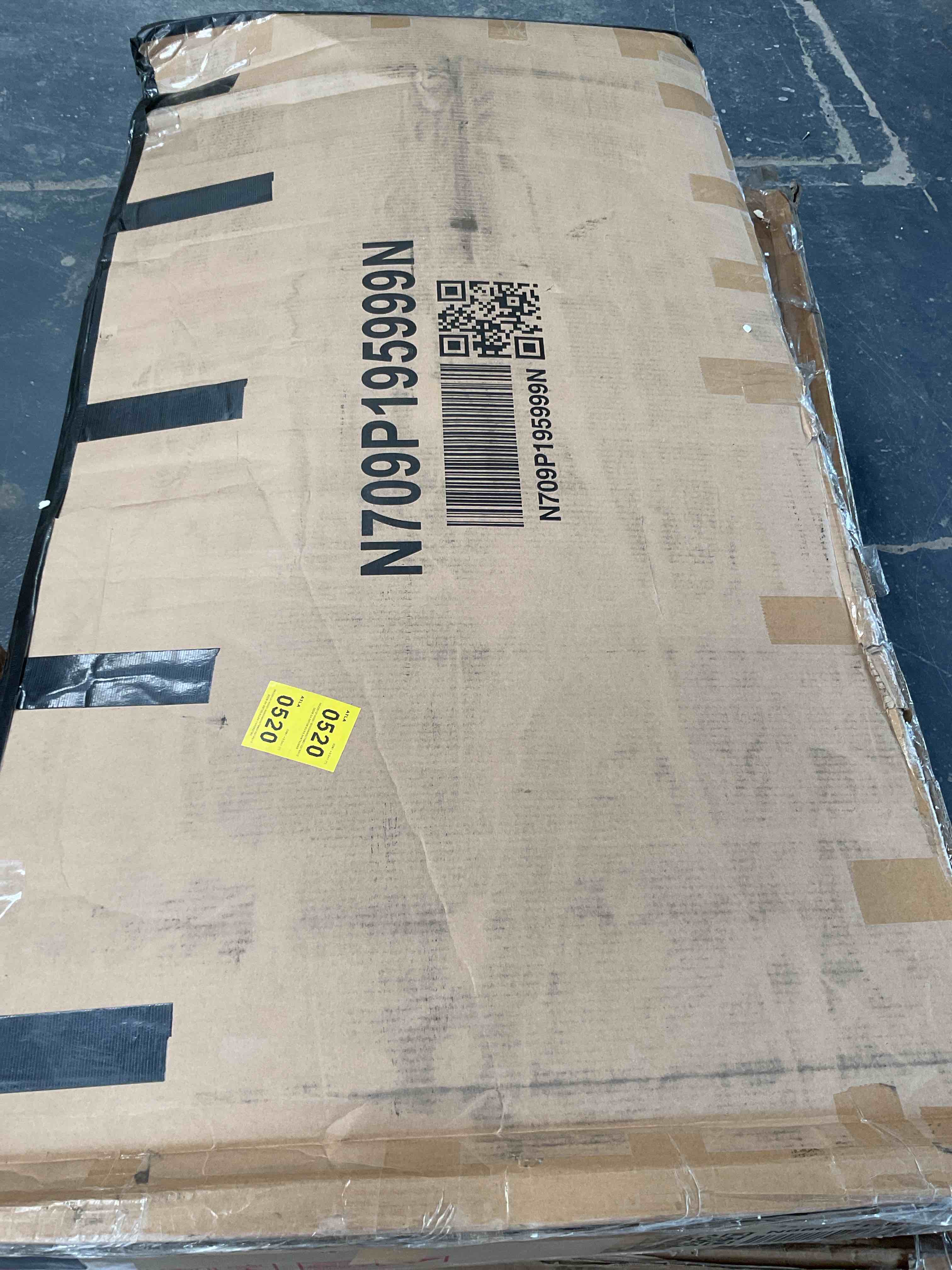 Condition photo showing Good Condition for l-shape bunk bed with desk and storage system