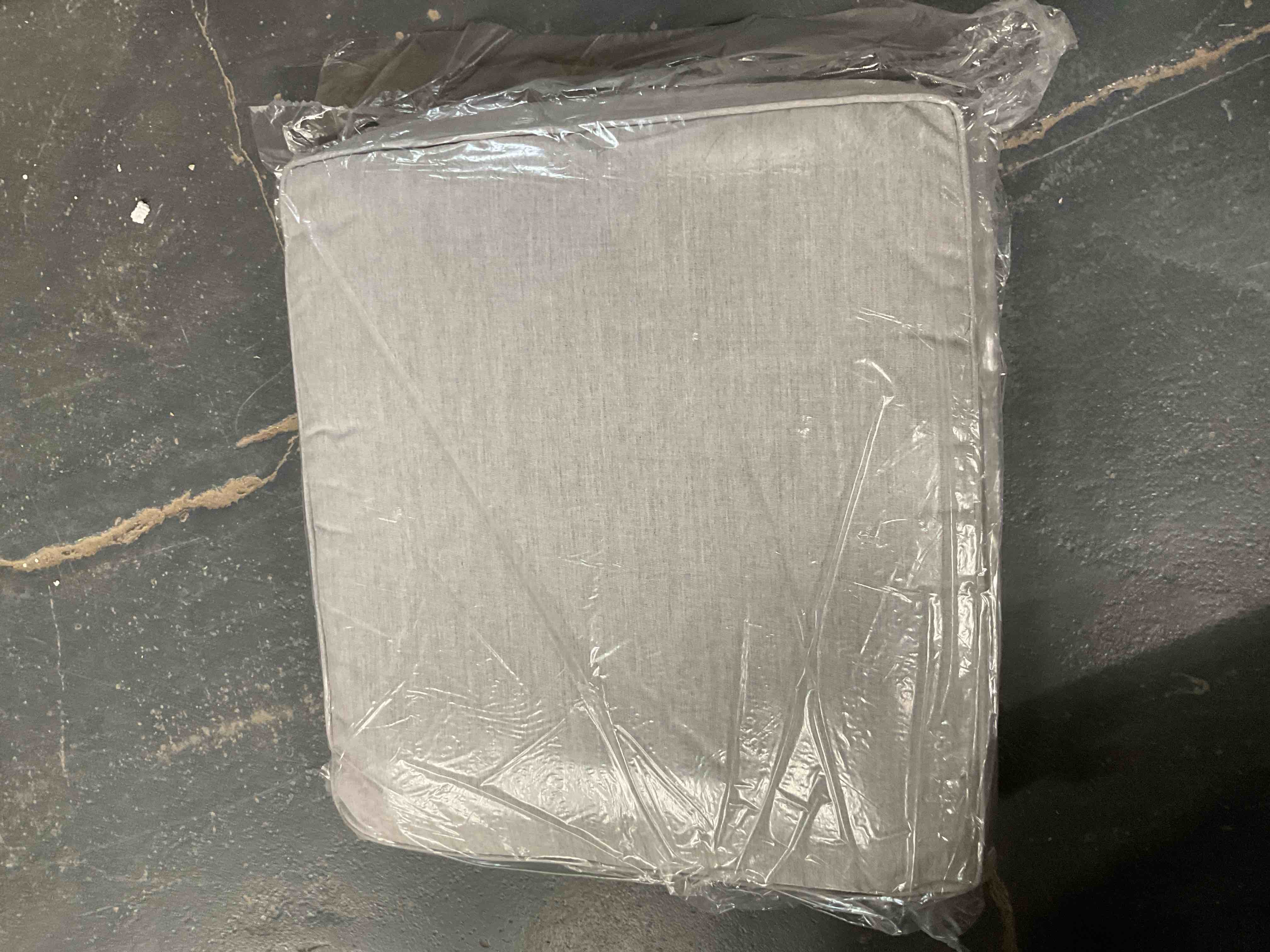 Condition photo showing Good Condition for grey seat cushion