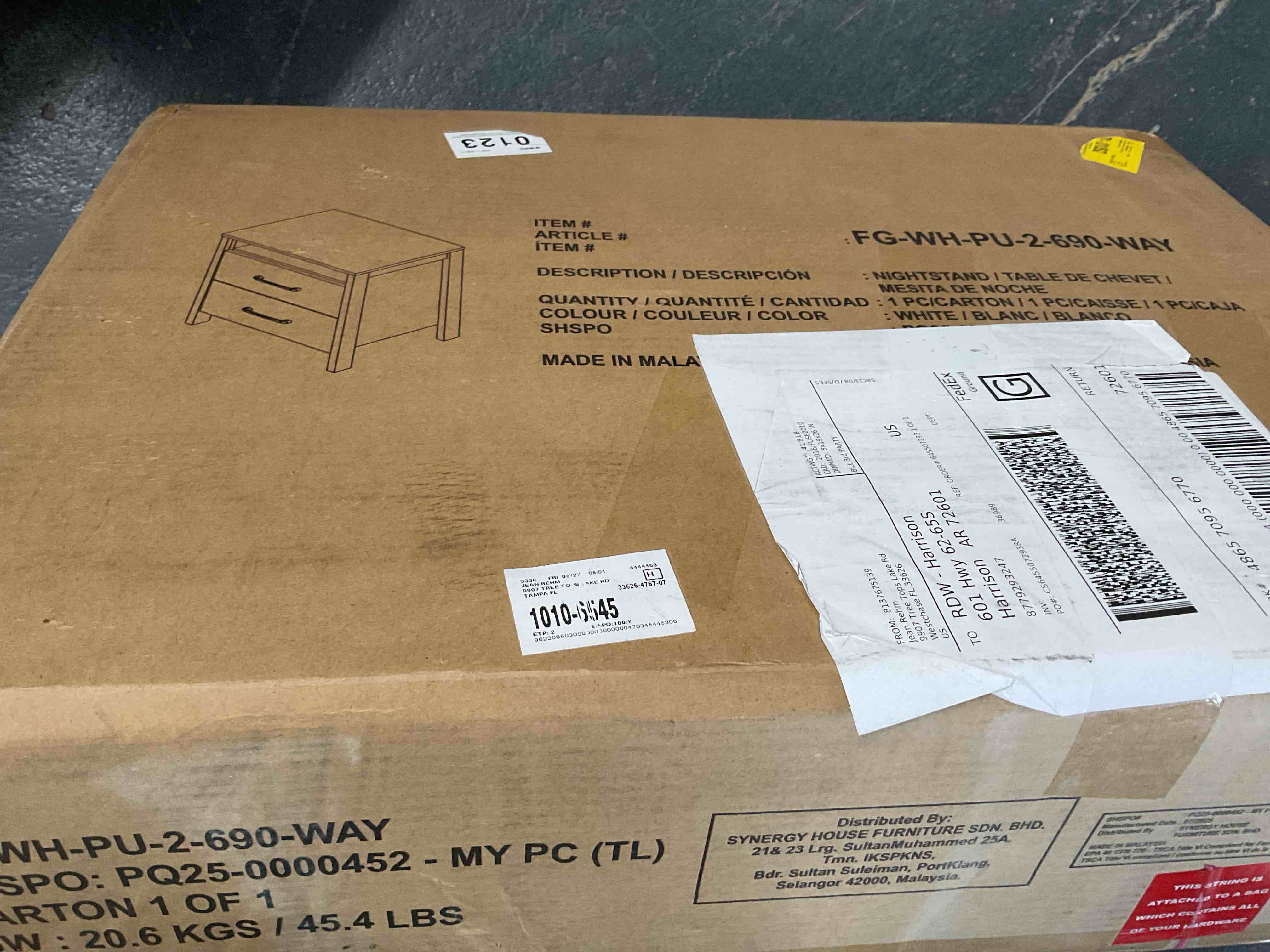 Condition photo showing Good Condition for 2 drawer nightstand