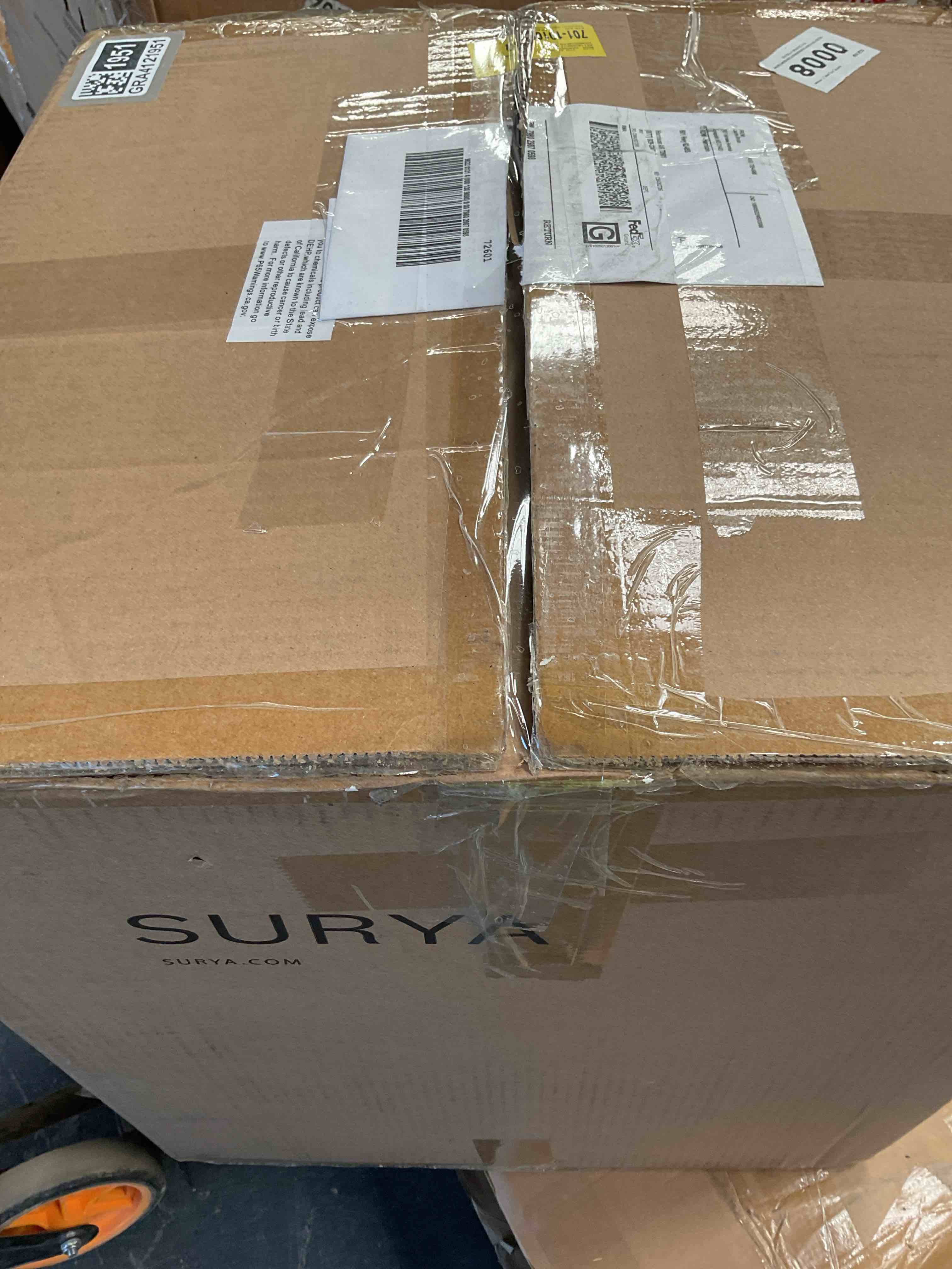 Condition photo showing Good Condition for surya lamp 