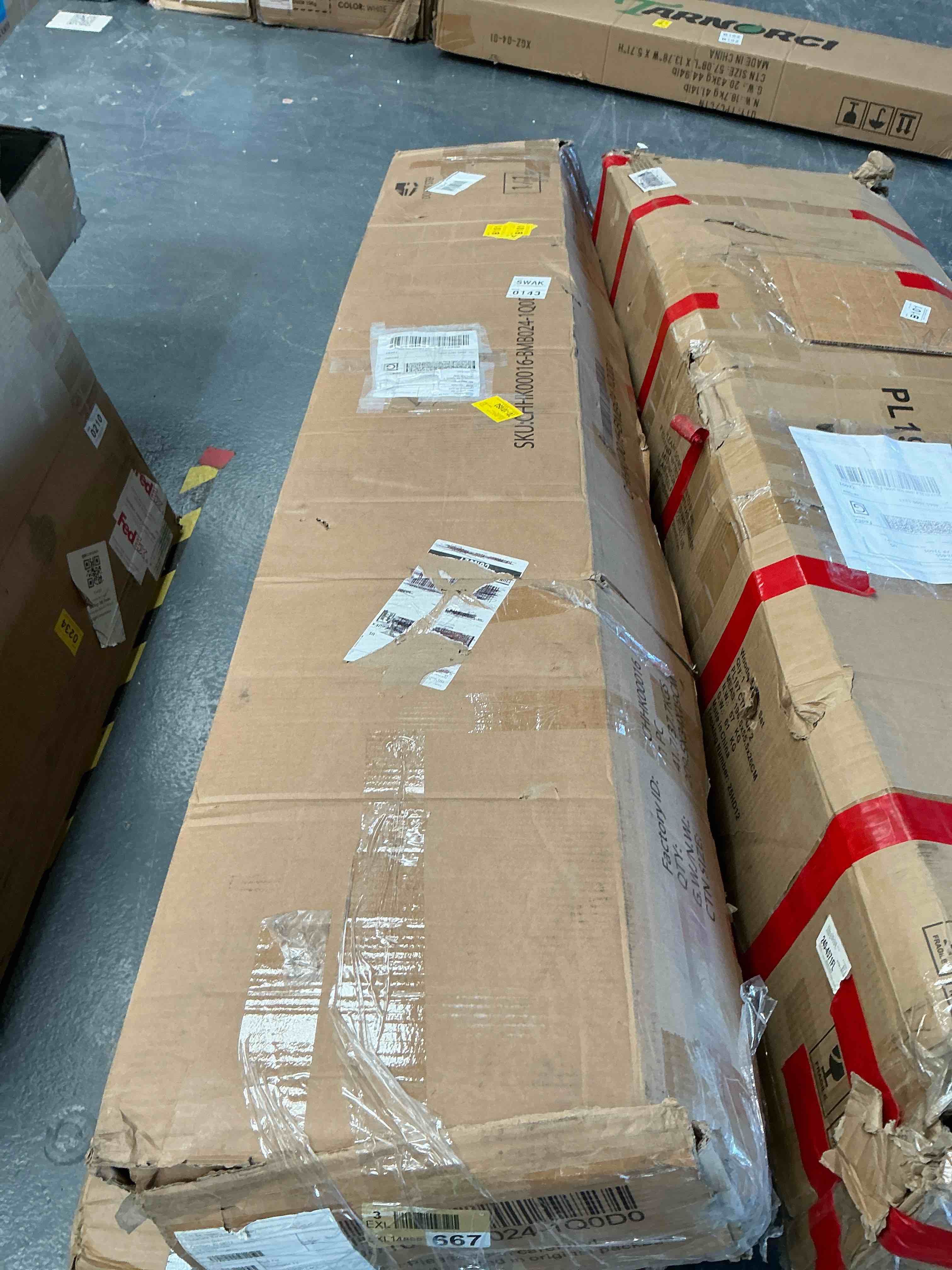 Condition photo showing Good Condition for platform bed 