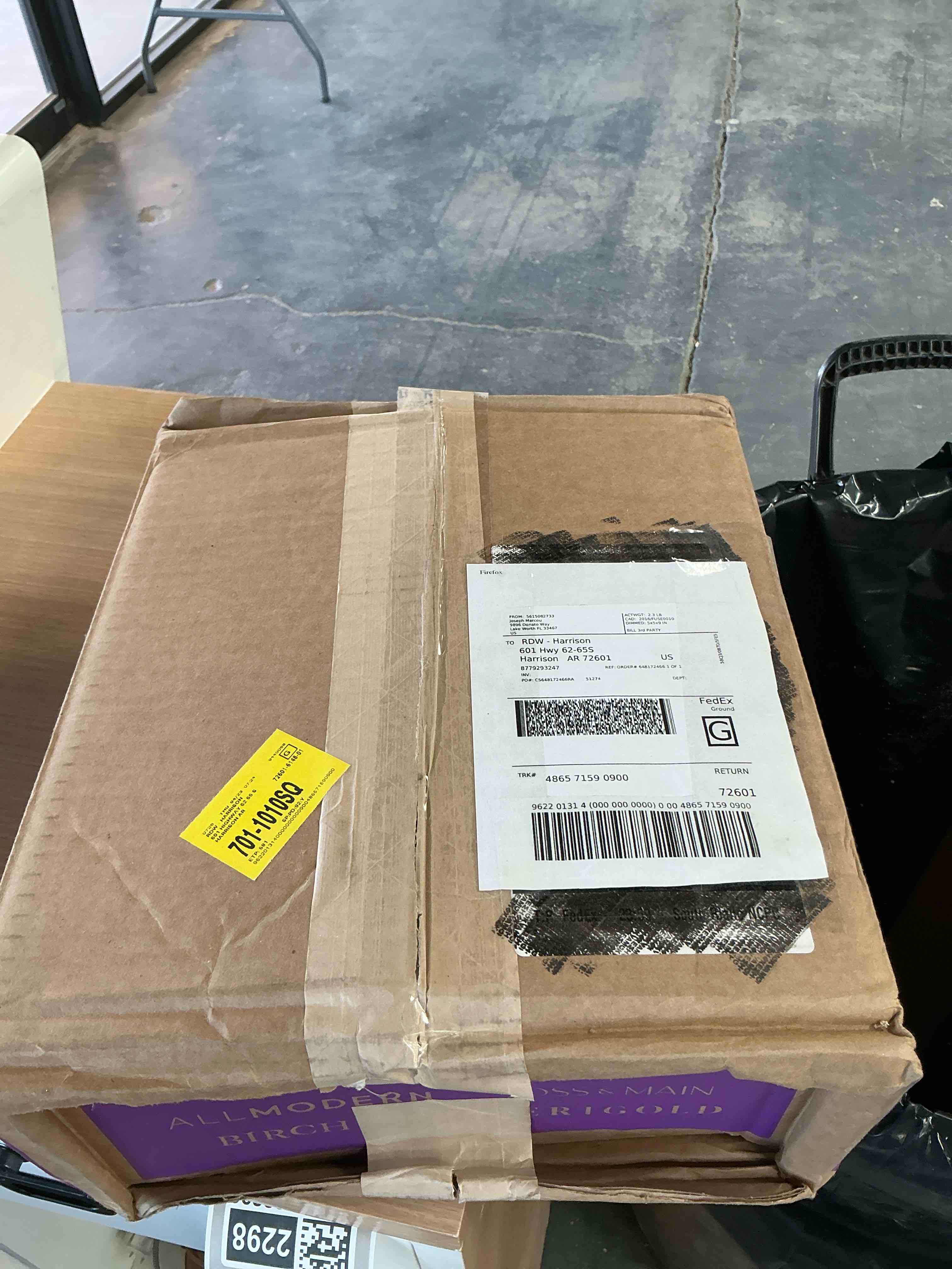 https://s3.amazonaws.com/lotting-images-prod/RustDustWanderlust/GRA4122296_1777736364316.jpeg