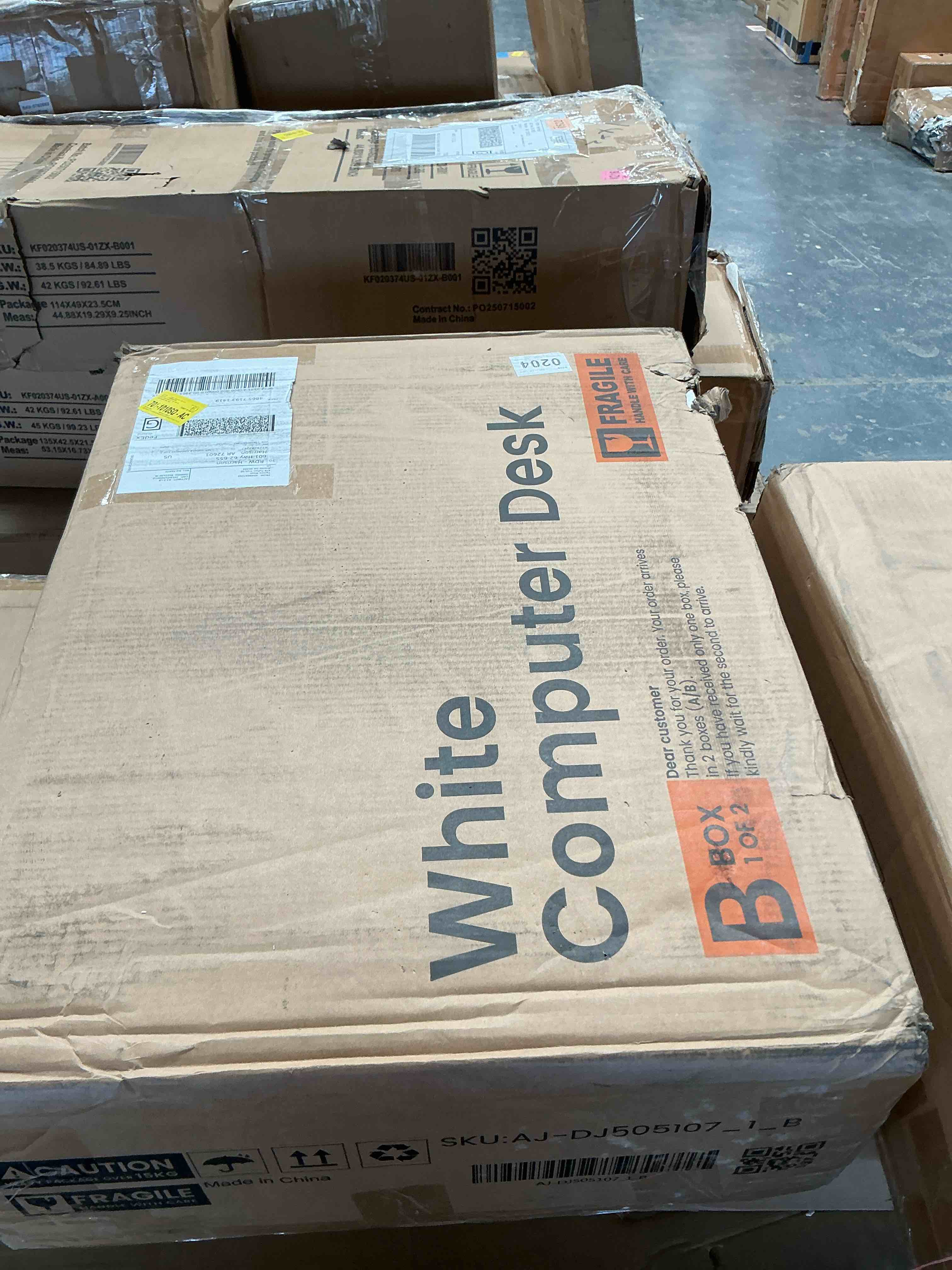 https://s3.amazonaws.com/lotting-images-prod/RustDustWanderlust/GRA4122324_1777746620440.jpeg