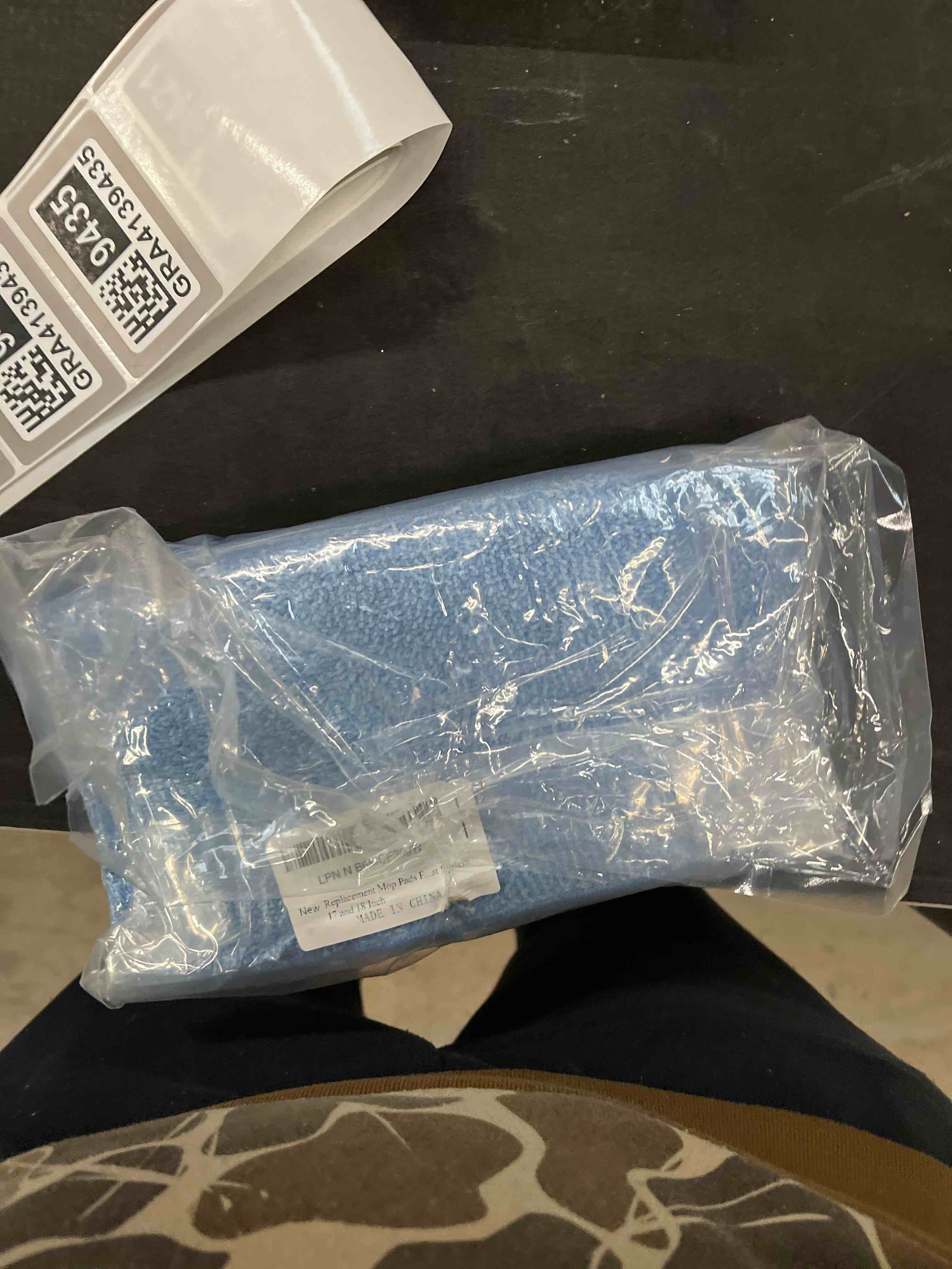 Condition photo showing Good Condition for Replacement Microfiber Pad for Rubbermaid Commercial 18 Inch Mop and 17 Inch Mop - 10 Pack Wet & Dry Commercial Cleaning Refills Reusable Mop Refills Fit for Any Microfiber Flat Mop System 18" and 17" 18 Inch-10pack-blue